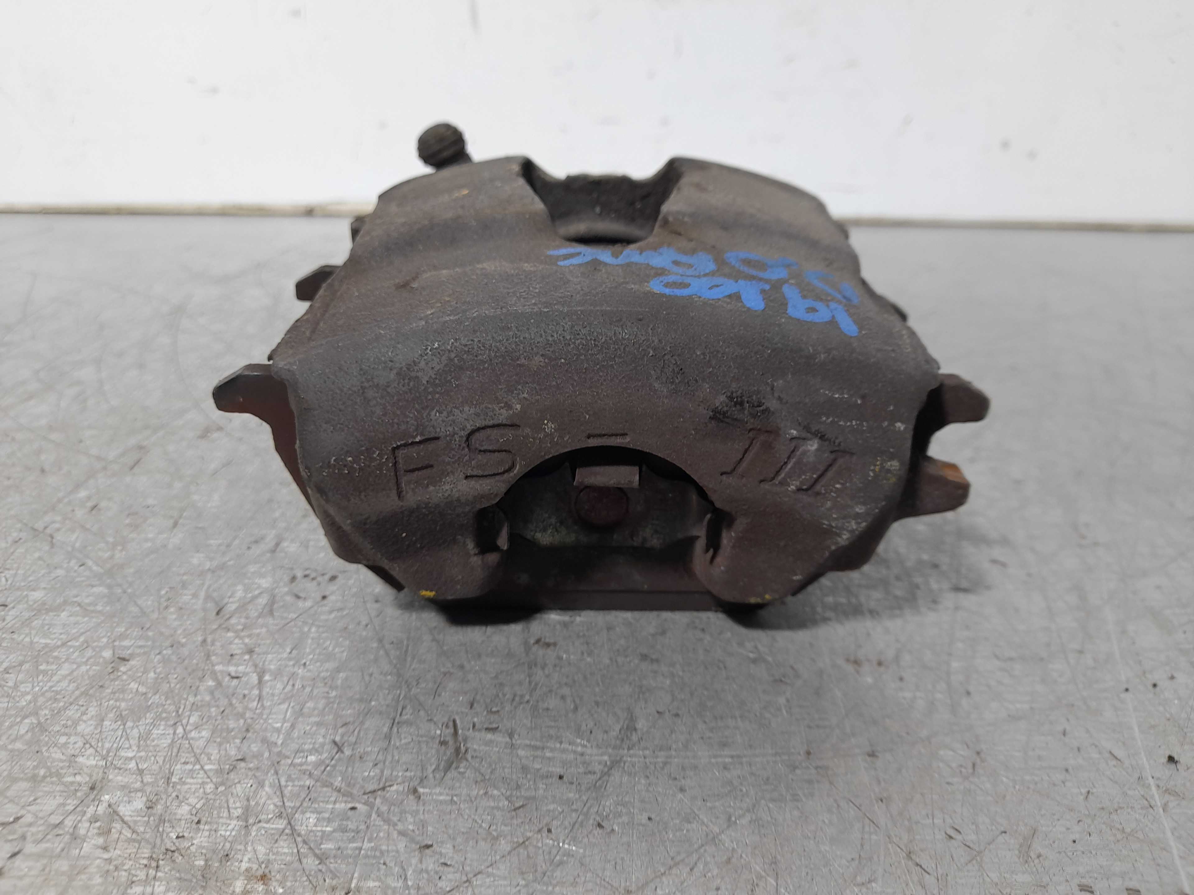 Recambio de pinza de freno delantera derecha para seat leon (1m1) signo referencia OEM IAM  1K0615124D 