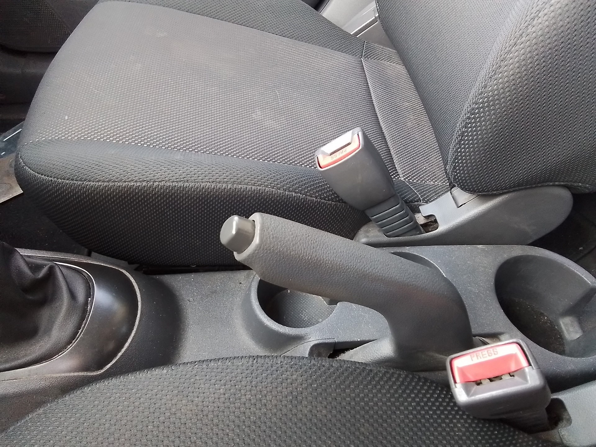 Recambio de palanca freno para kia rio 1.4 cat referencia OEM IAM   
