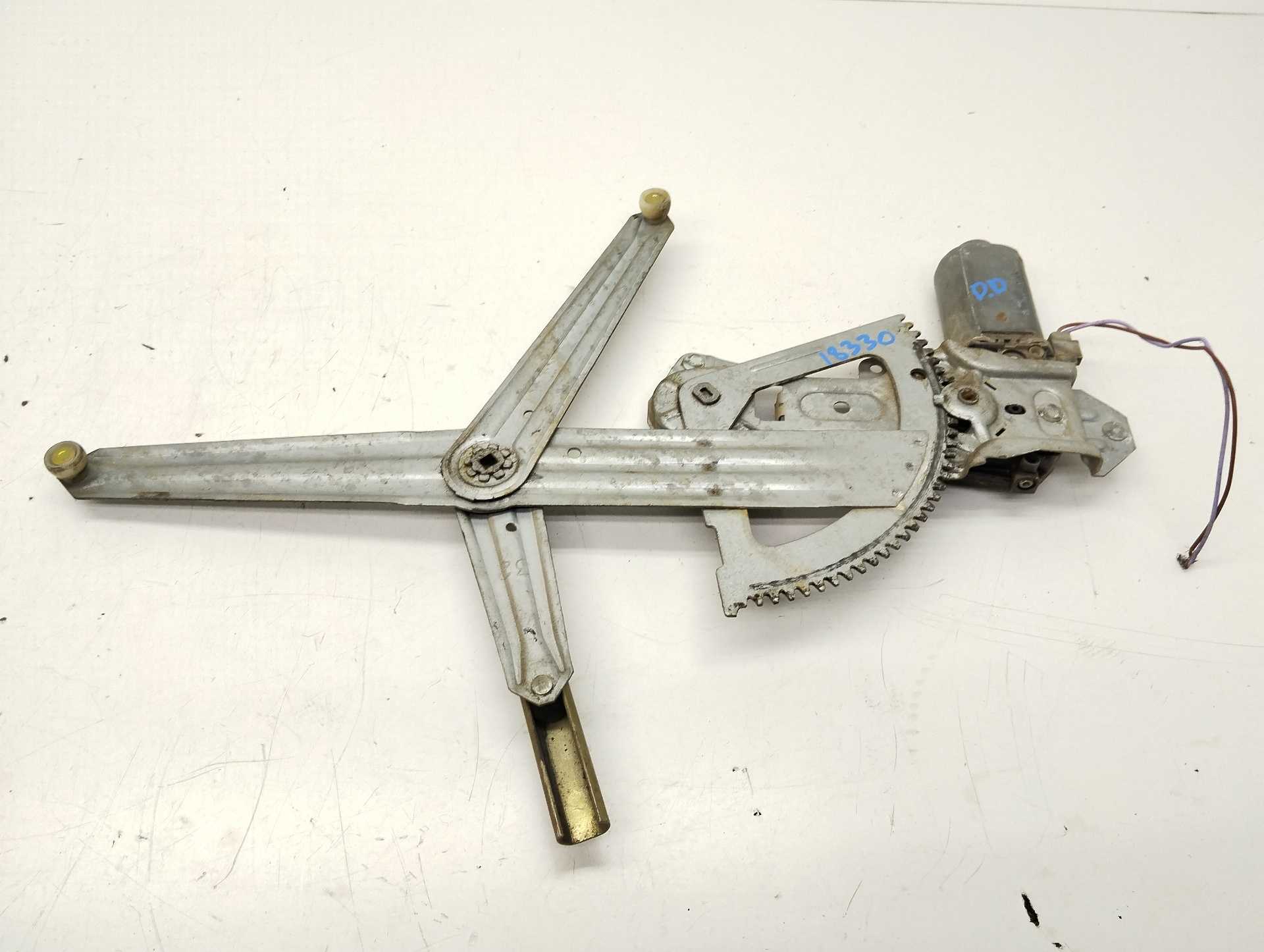 Recambio de elevalunas delantero derecho para peugeot 205 berlina 1.8 diesel referencia OEM IAM   