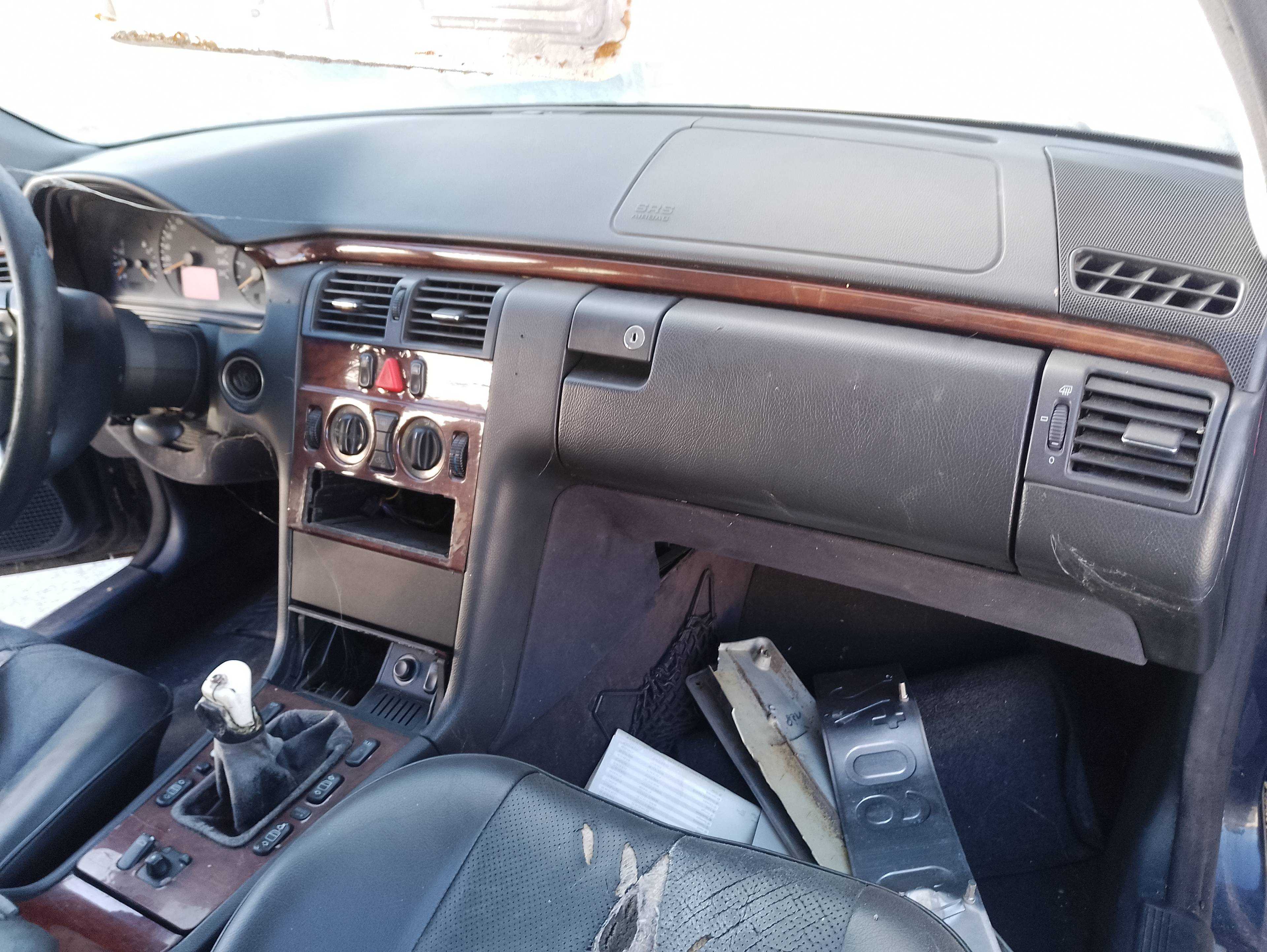 Recambio de salpicadero para mercedes-benz clase e (w210) berlina diesel 270 cdi (210.016) referencia OEM IAM   