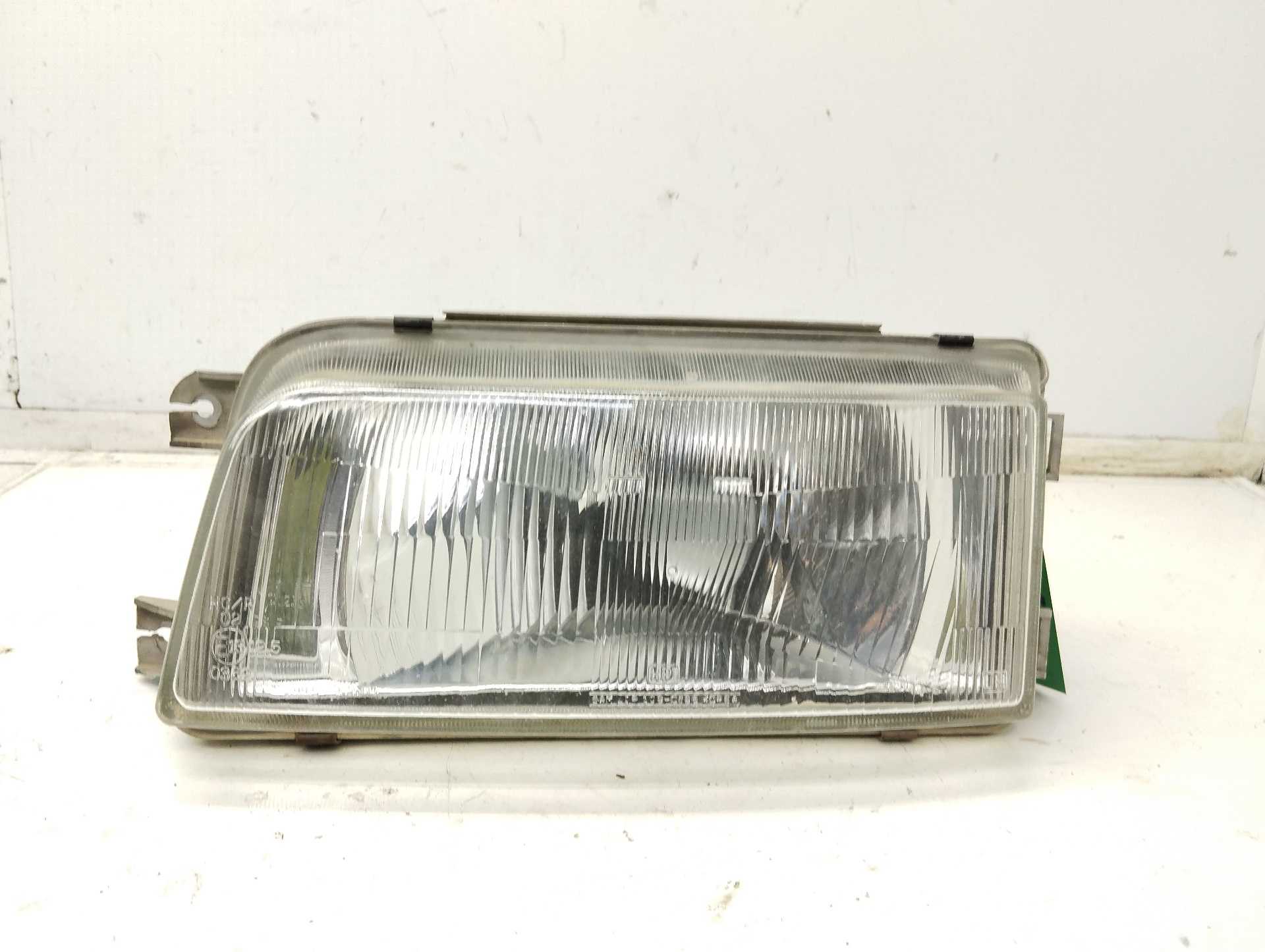 Recambio de faro izquierdo para hyundai galloper santamo santamo referencia OEM IAM E131250362  