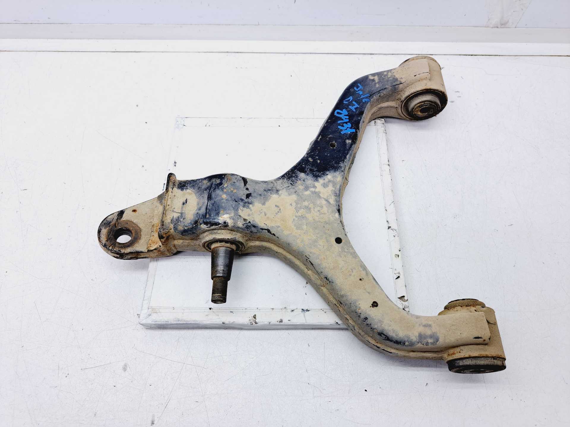 Recambio de brazo suspension inferior delantero izquierdo para ssangyong kyron 200 xdi limited referencia OEM IAM   