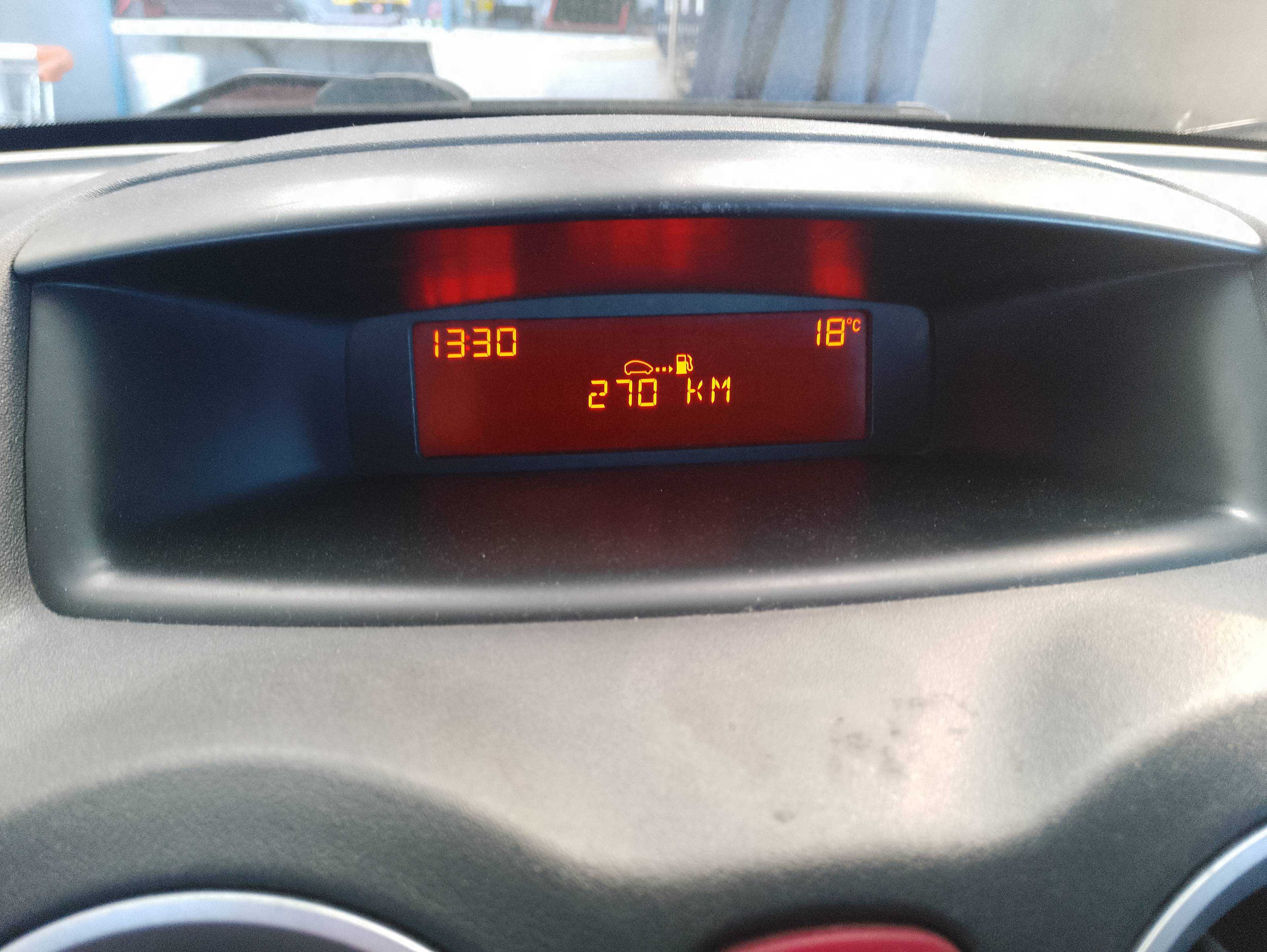 Recambio de pantalla multifuncion para citroën c3 1.1 audace referencia OEM IAM   