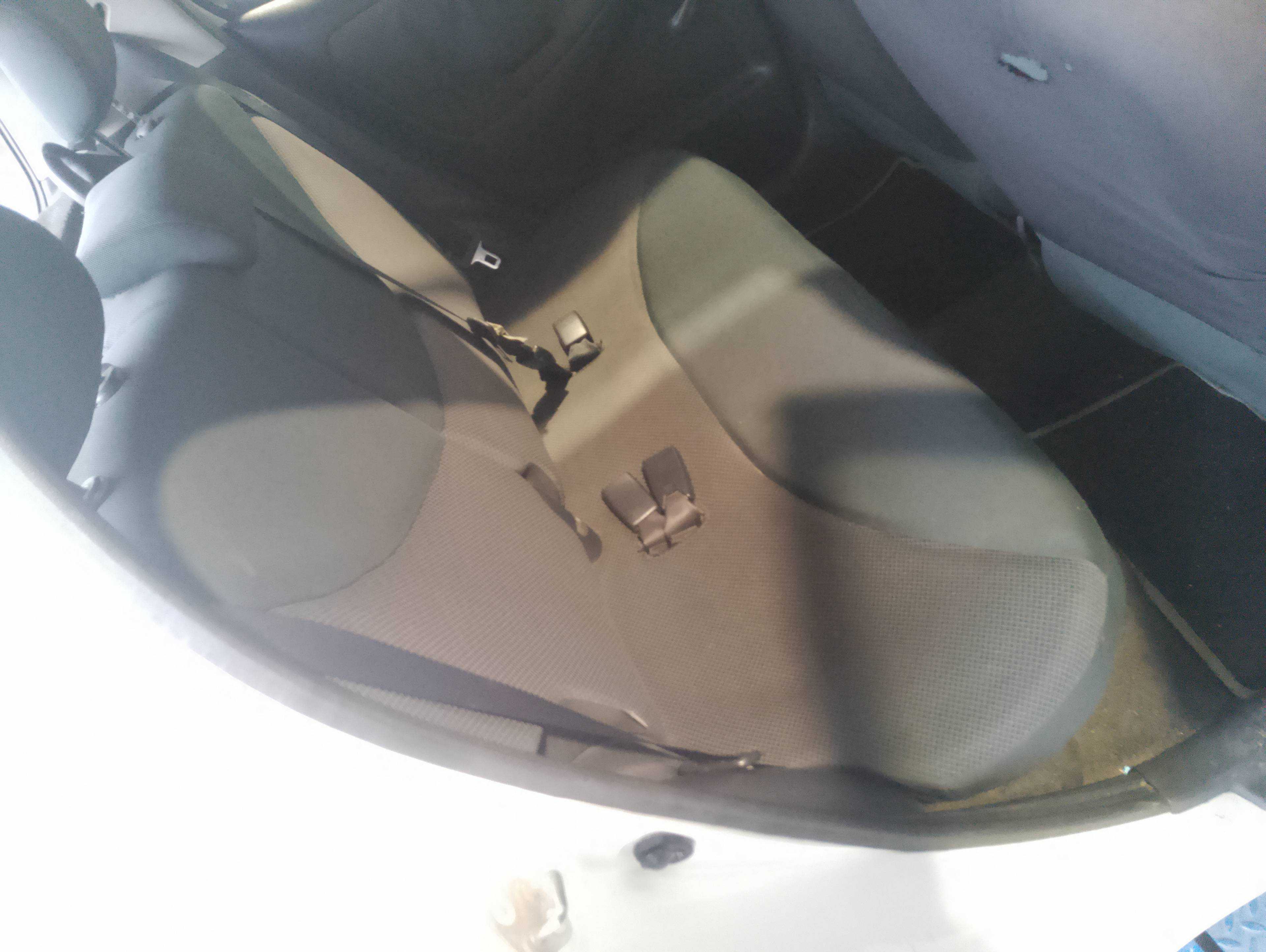 Recambio de asientos traseros para toyota yaris (ncp1/nlp1/scp1) 1.3 expo referencia OEM IAM   