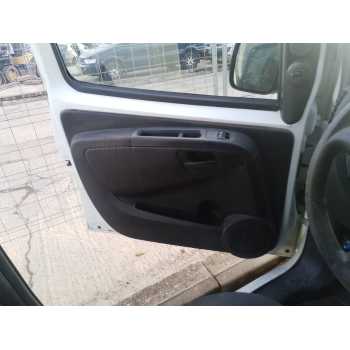 GUARNECIDO PUERTA DELANTERA IZQUIERDA 