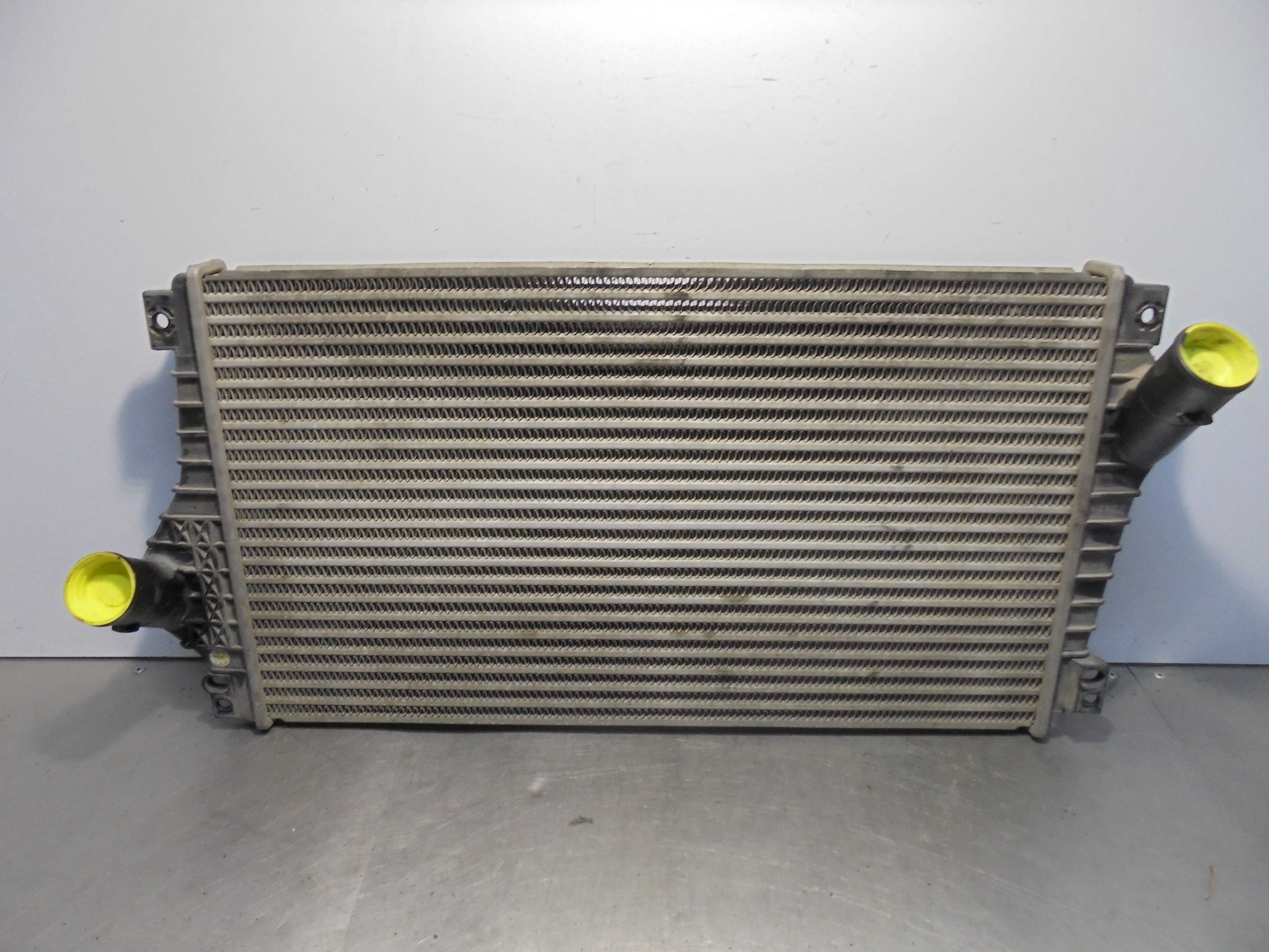 Recambio de intercooler para chevrolet lacetti cdx referencia OEM IAM 622262  