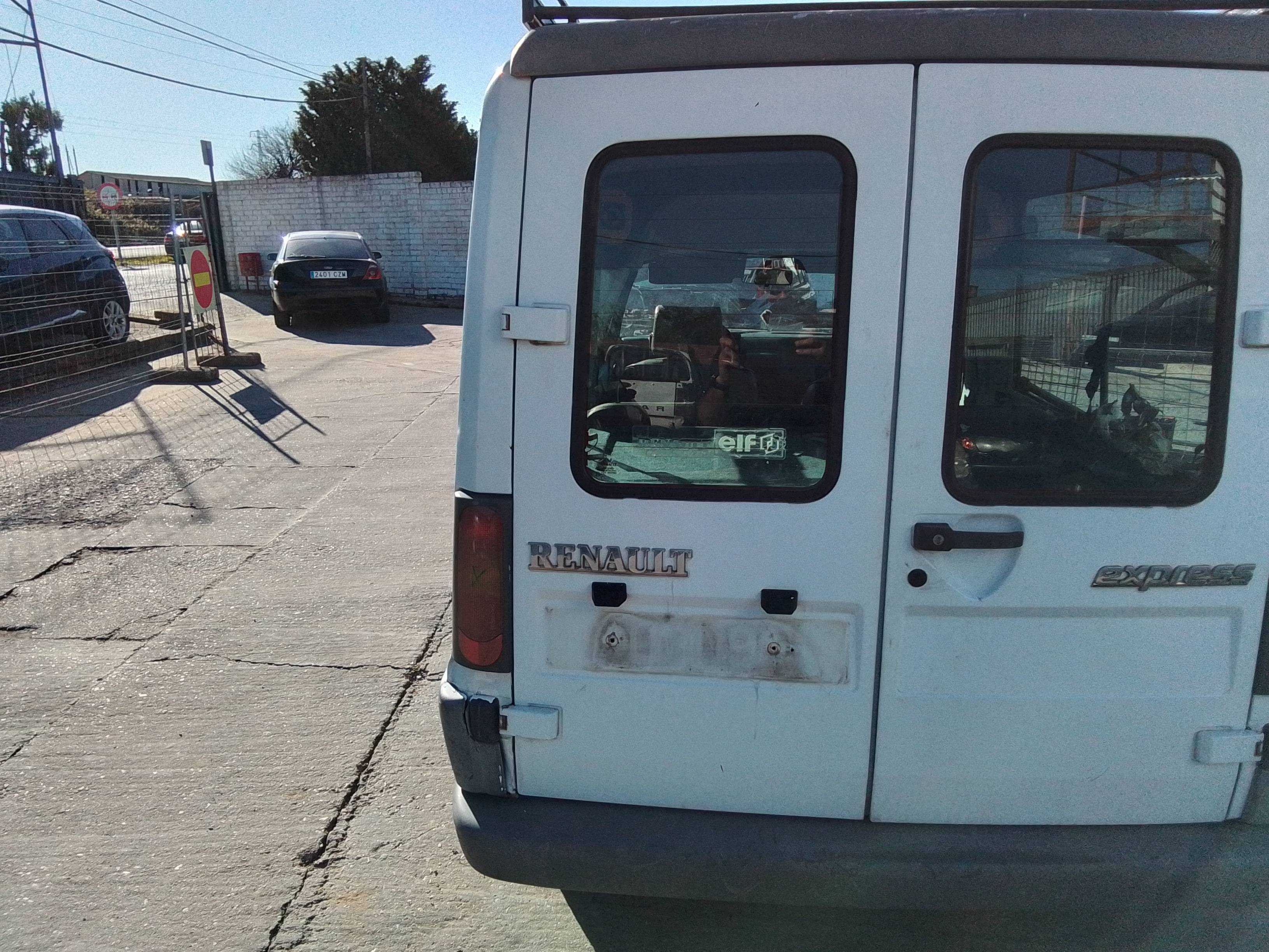 Recambio de porton trasero izquierdo para renault express 1.9 d referencia OEM IAM   