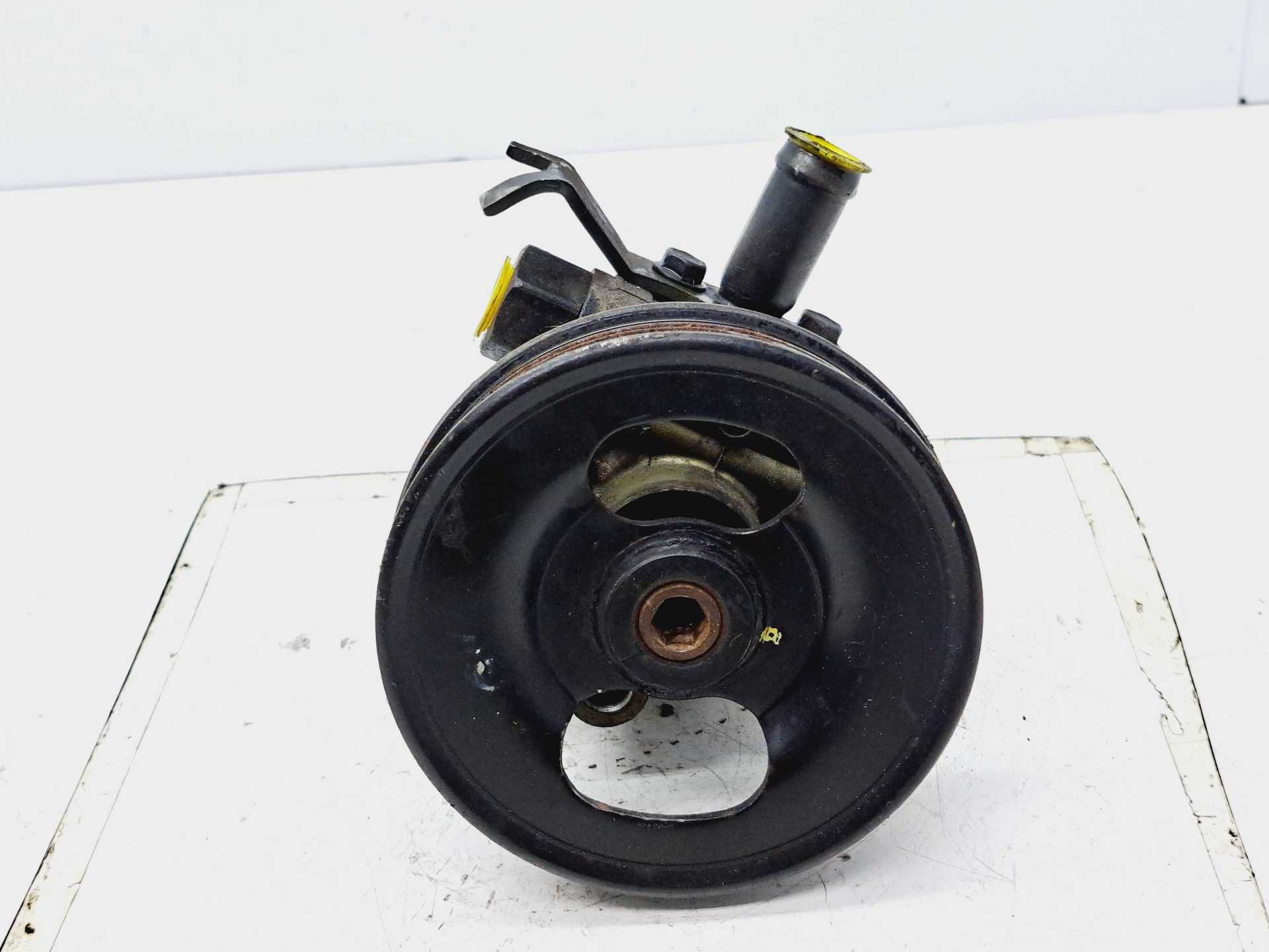 Recambio de bomba direccion para kia carnival ii 2.9 cdri ex referencia OEM IAM   