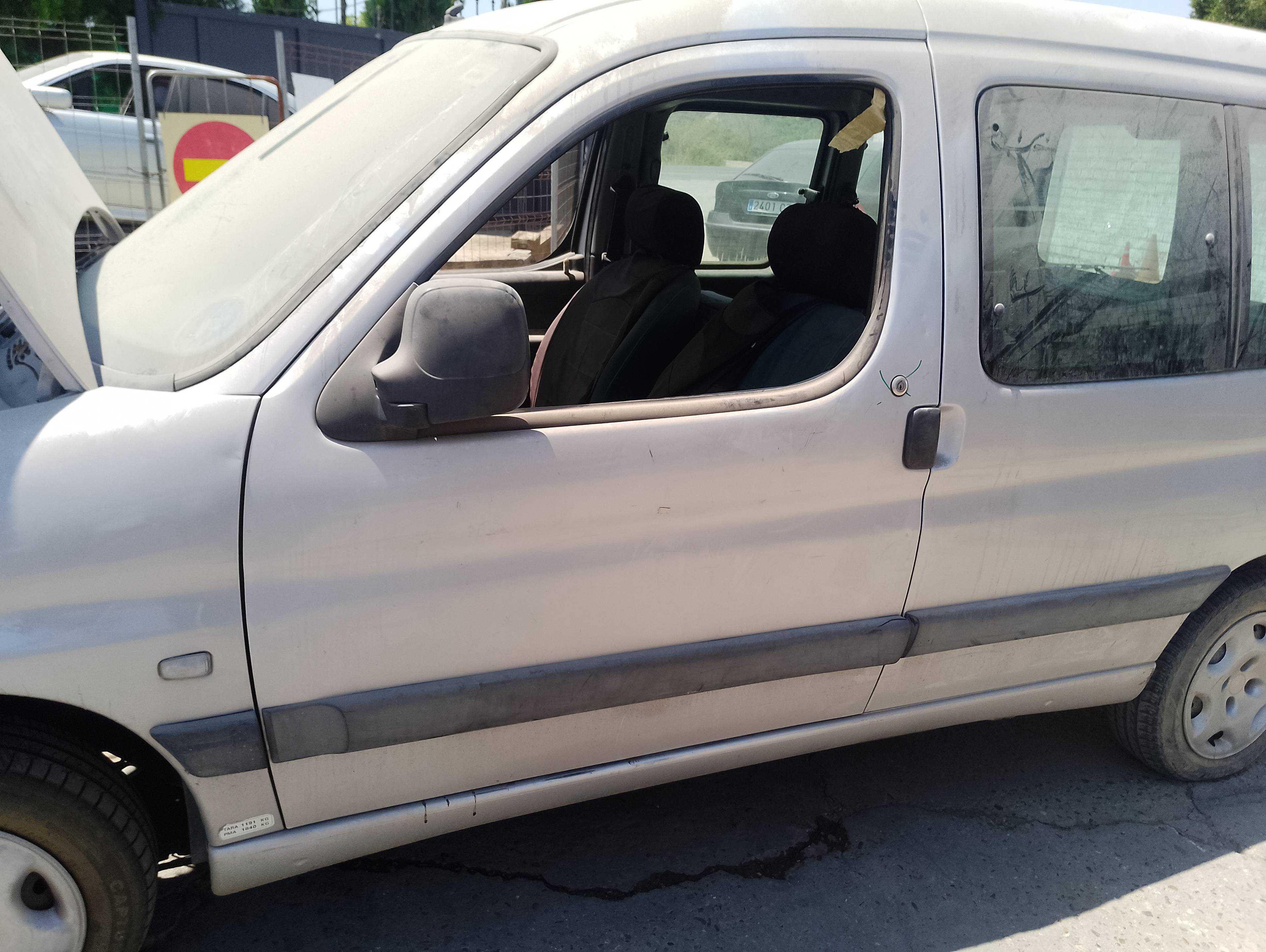Recambio de puerta delantera izquierda para peugeot partner (s1) referencia OEM IAM   