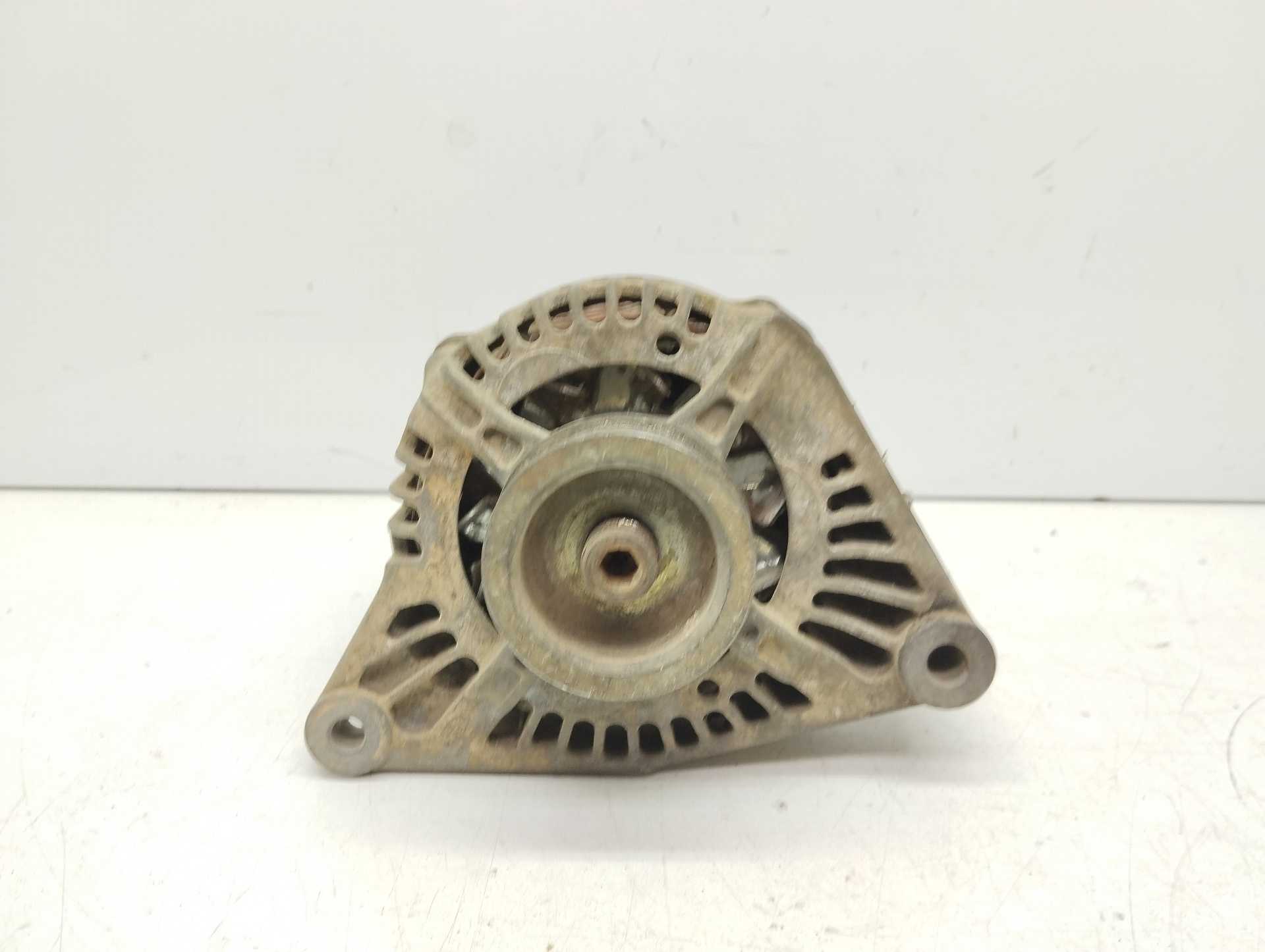 Recambio de alternador para citroën xsara berlina 1.4 referencia OEM IAM 9631824980  