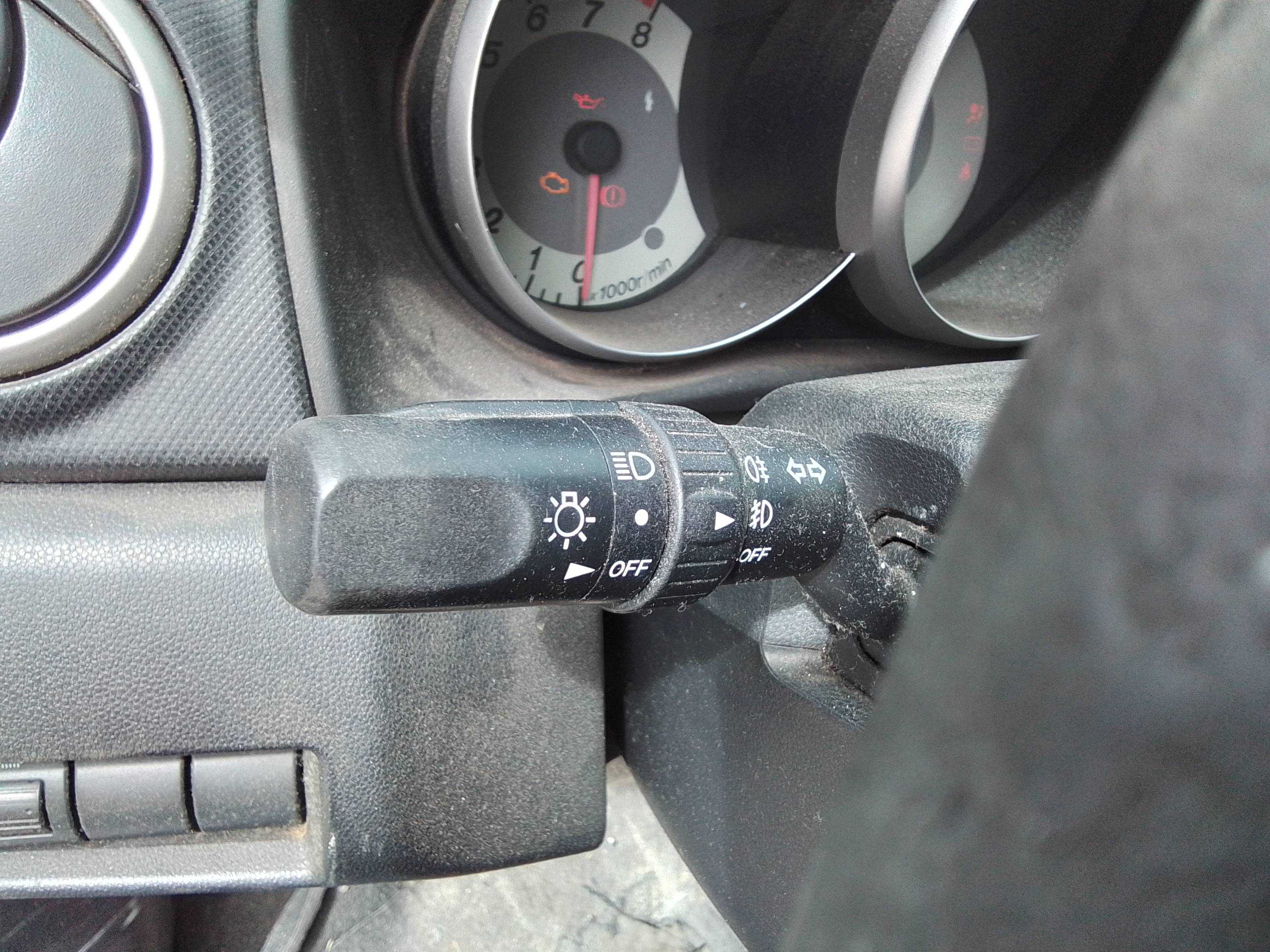 Recambio de mando intermitentes para mazda 3 berlina (bk) 1.6 vvt active referencia OEM IAM   