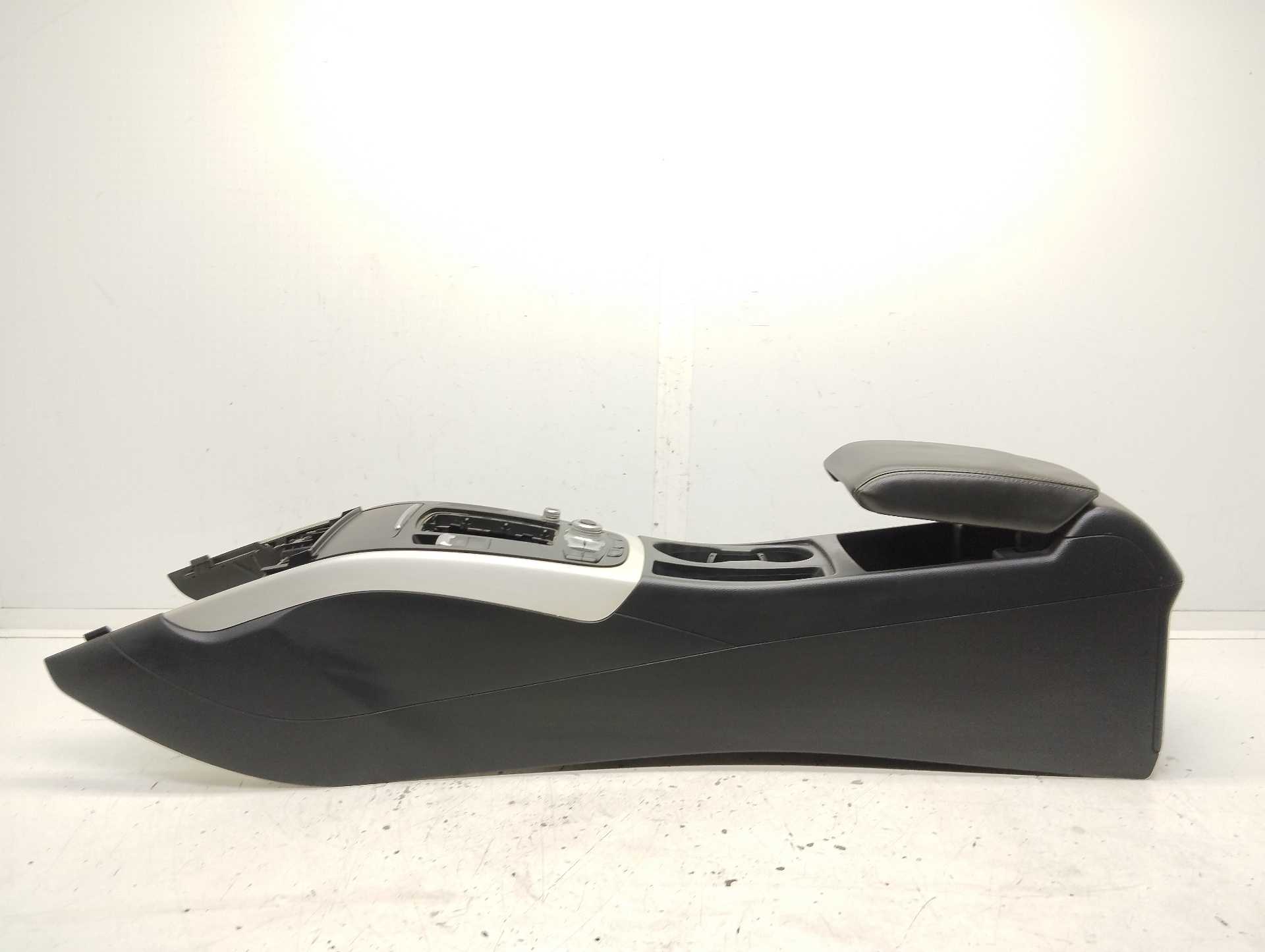 Recambio de consola central para audi a5 coupe (8t) 3.0 v6 24v tdi referencia OEM IAM 8K0864981 0000240031 