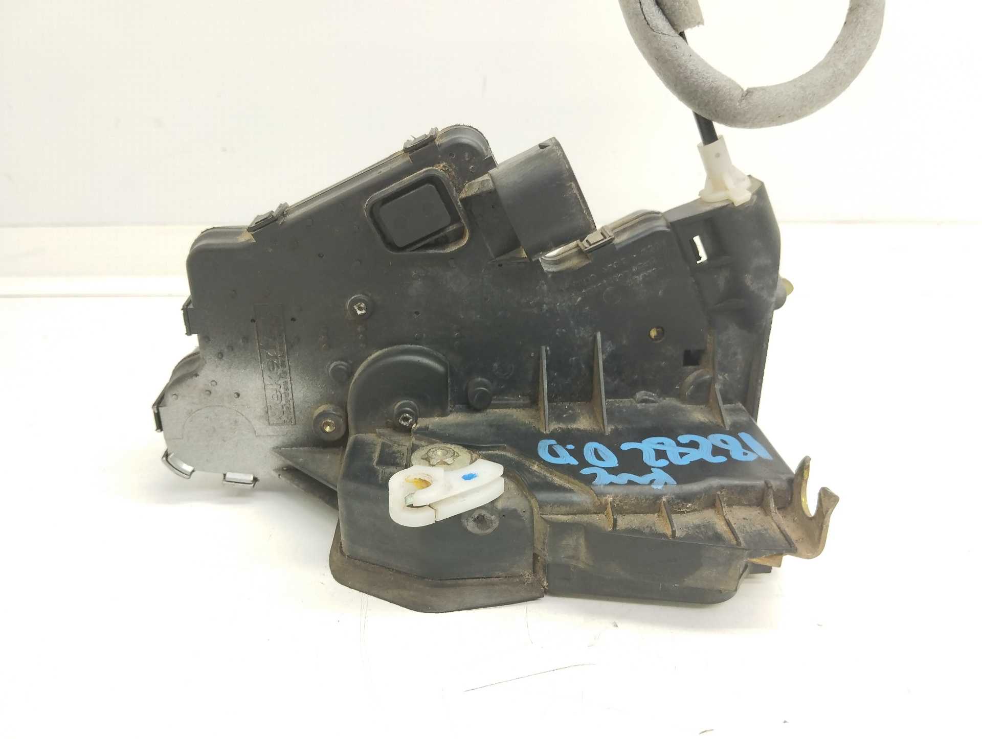 Recambio de cerradura puerta delantera derecha para bmw serie 3 berlina (e46) 320d referencia OEM IAM   