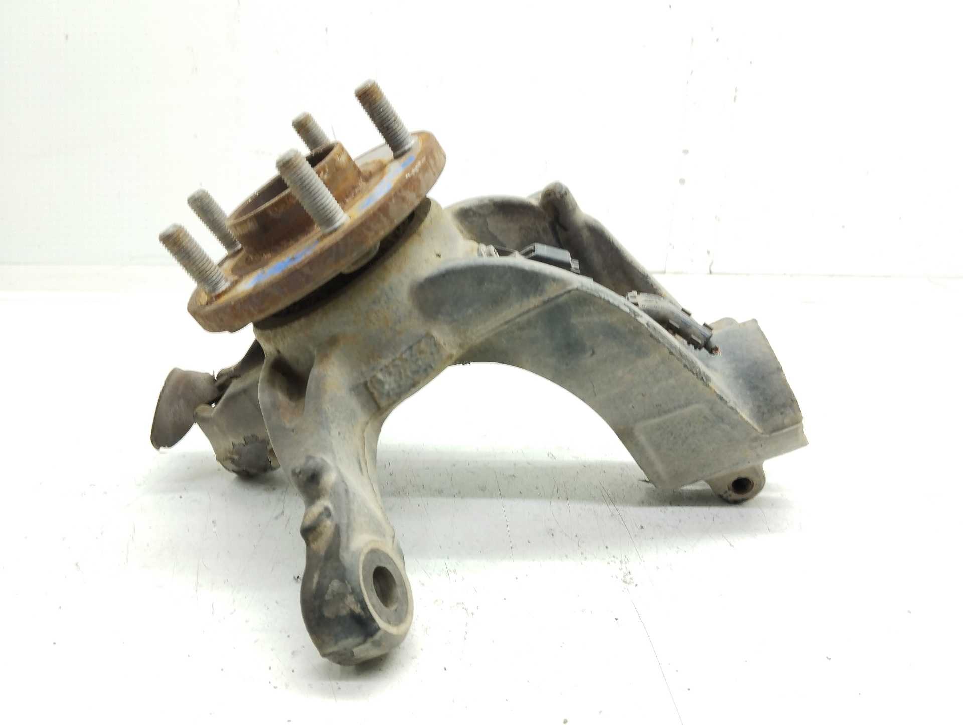 Recambio de mangueta delantera izquierda para ford mondeo ber. (ca2) 1.8 tdci cat referencia OEM IAM 6G912C300  