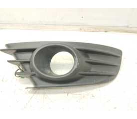 Recambio de moldura antiniebla izquierda para citroën c4 berlina collection referencia OEM IAM 20100626  
