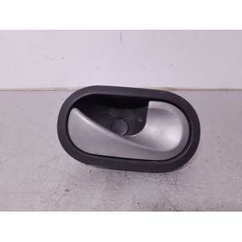 Recambio de maneta interior delantera derecha para renault megane ii berlina 5p confort authentique referencia OEM IAM 820002848