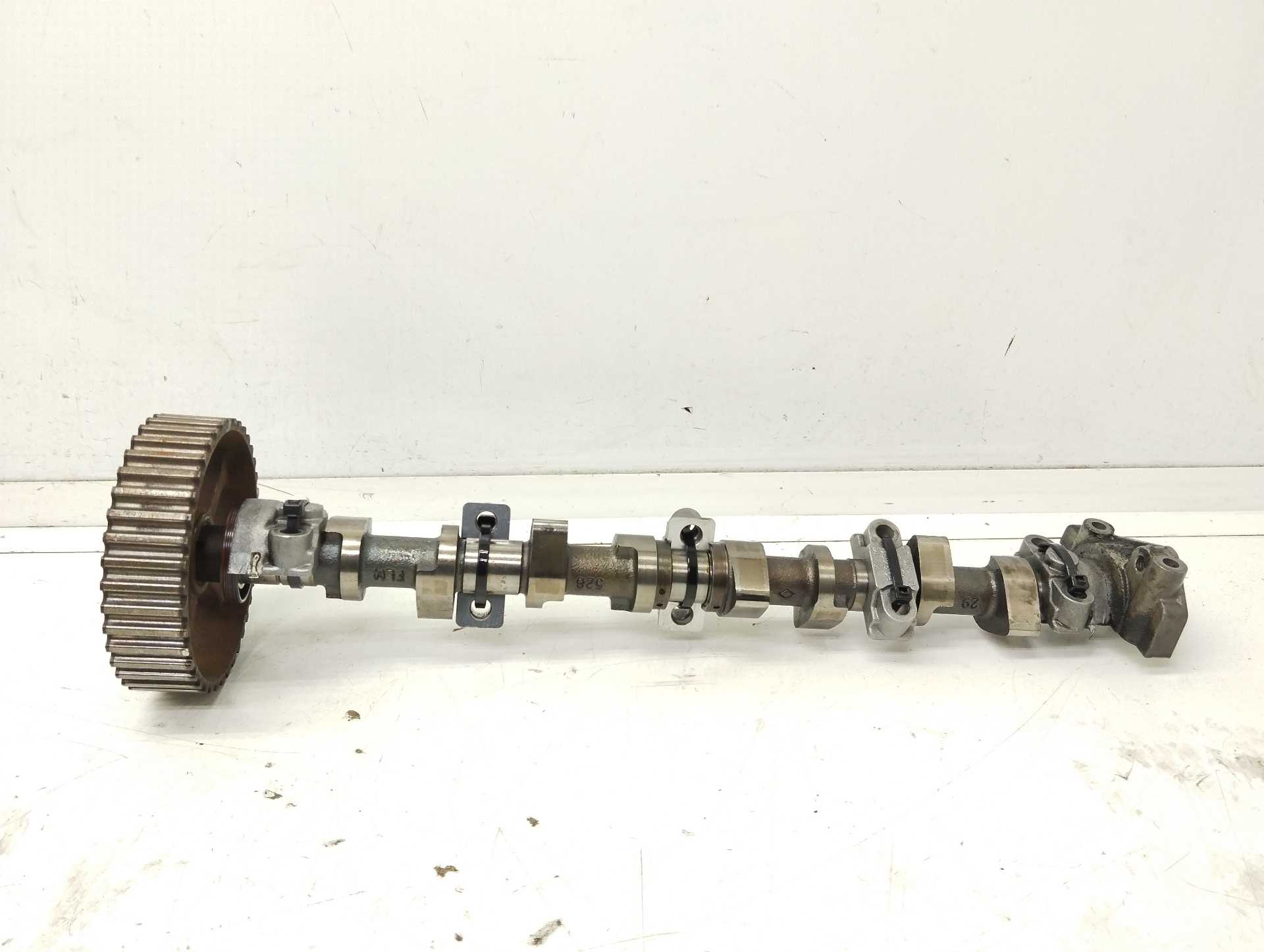 Recambio de arbol de levas para renault clio ii fase i (b/cbo) 1.9 d referencia OEM IAM 7700107401  