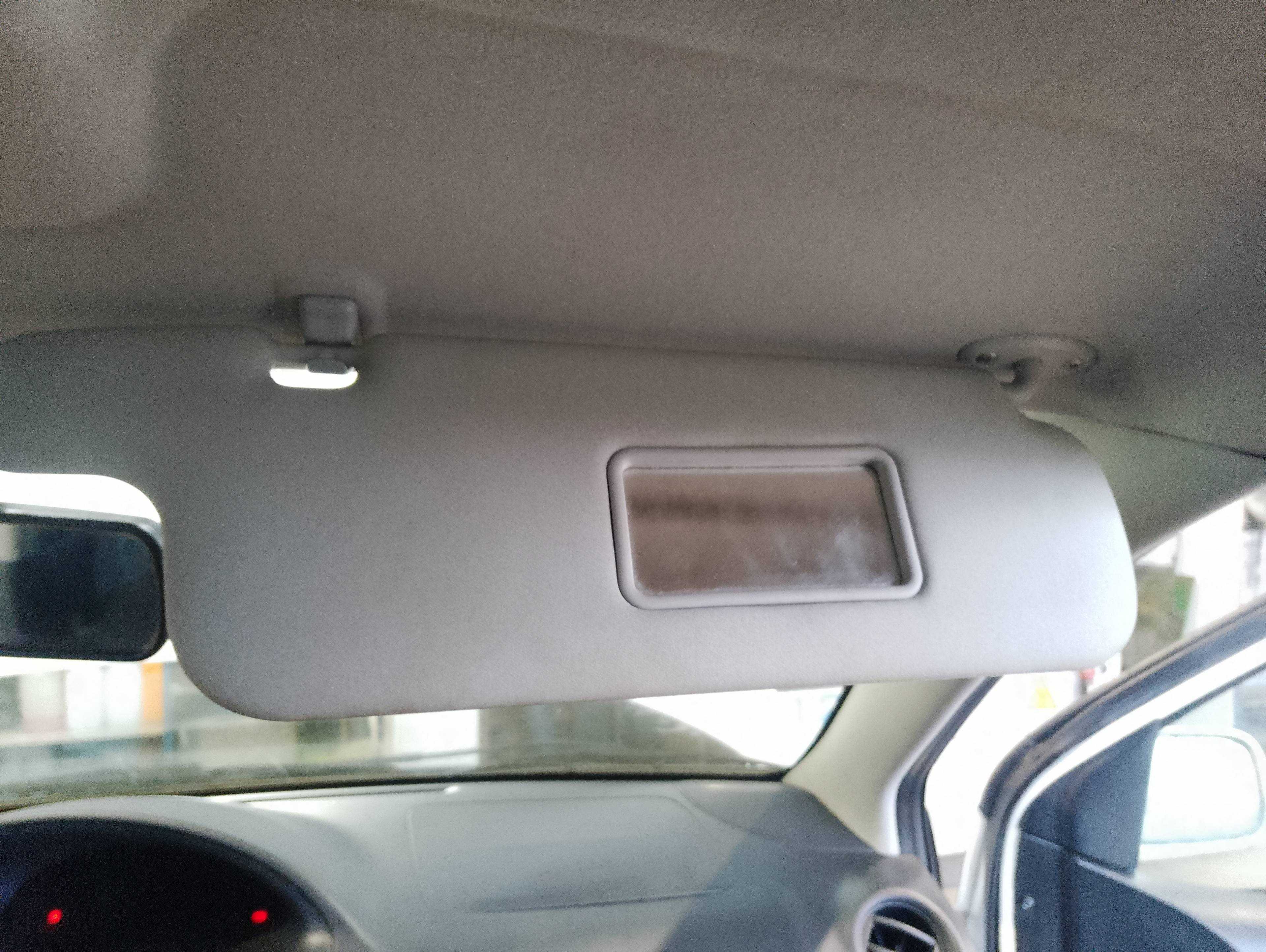 Recambio de parasol derecho para toyota yaris (ncp1/nlp1/scp1) 1.3 expo referencia OEM IAM   
