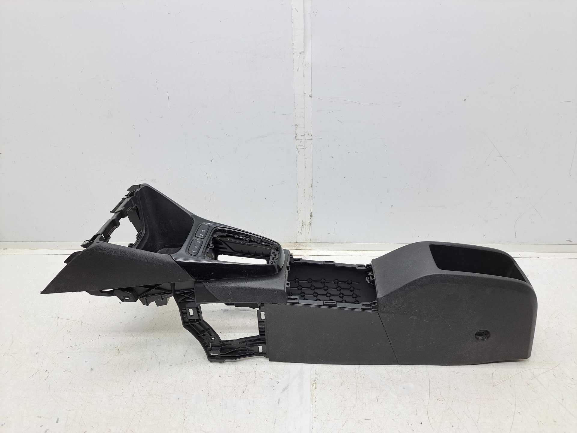 Recambio de consola central para opel crossland x design line referencia OEM IAM 134649984  