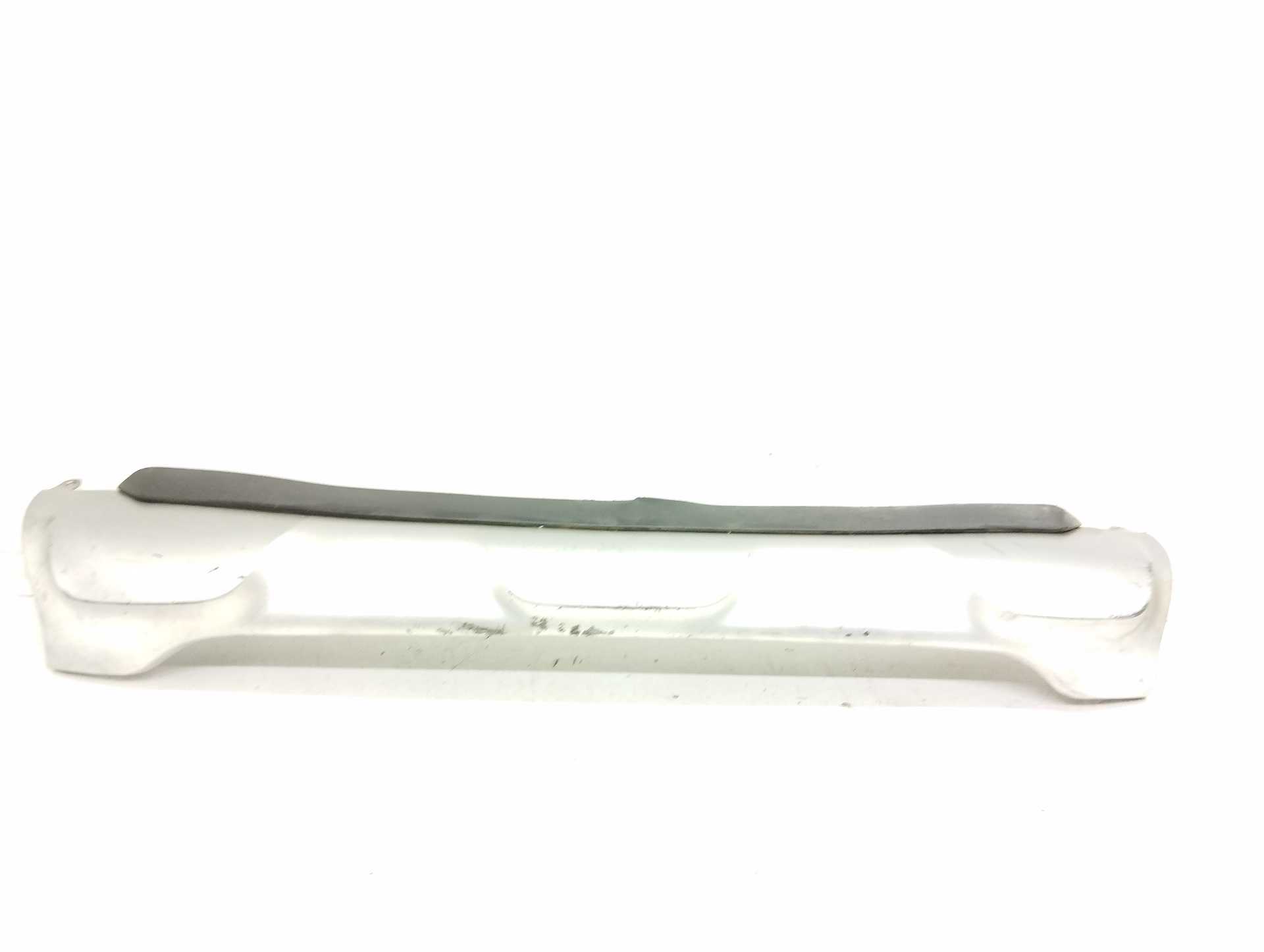 Recambio de moldura paragolpes delantera para renault captur 1.5 dci diesel fap referencia OEM IAM 620725308R  