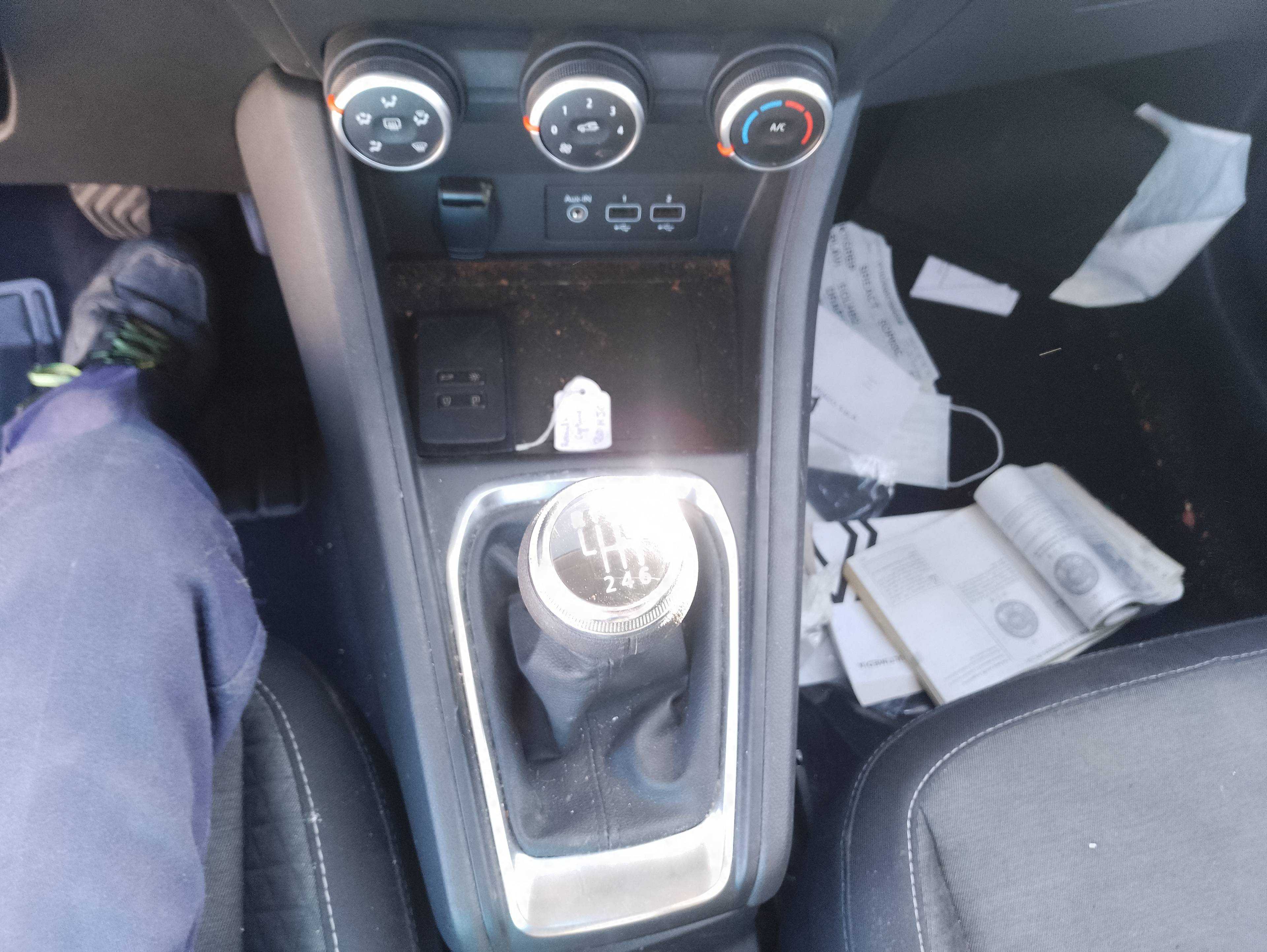 Recambio de palanca cambio para renault captur ii equilibre referencia OEM IAM   