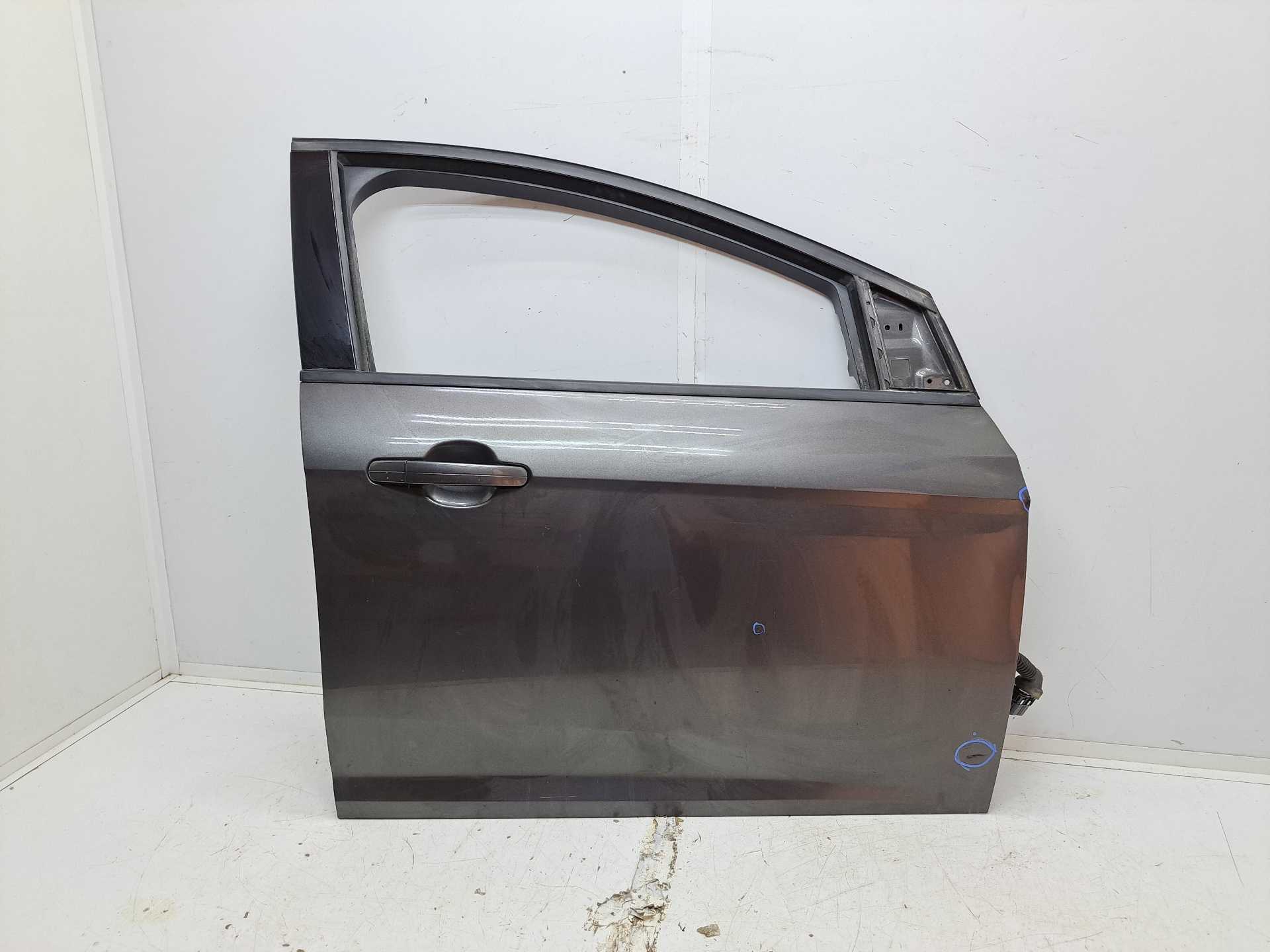 Recambio de puerta delantera derecha para ford focus lim. (cb8) sport referencia OEM IAM  1709869 