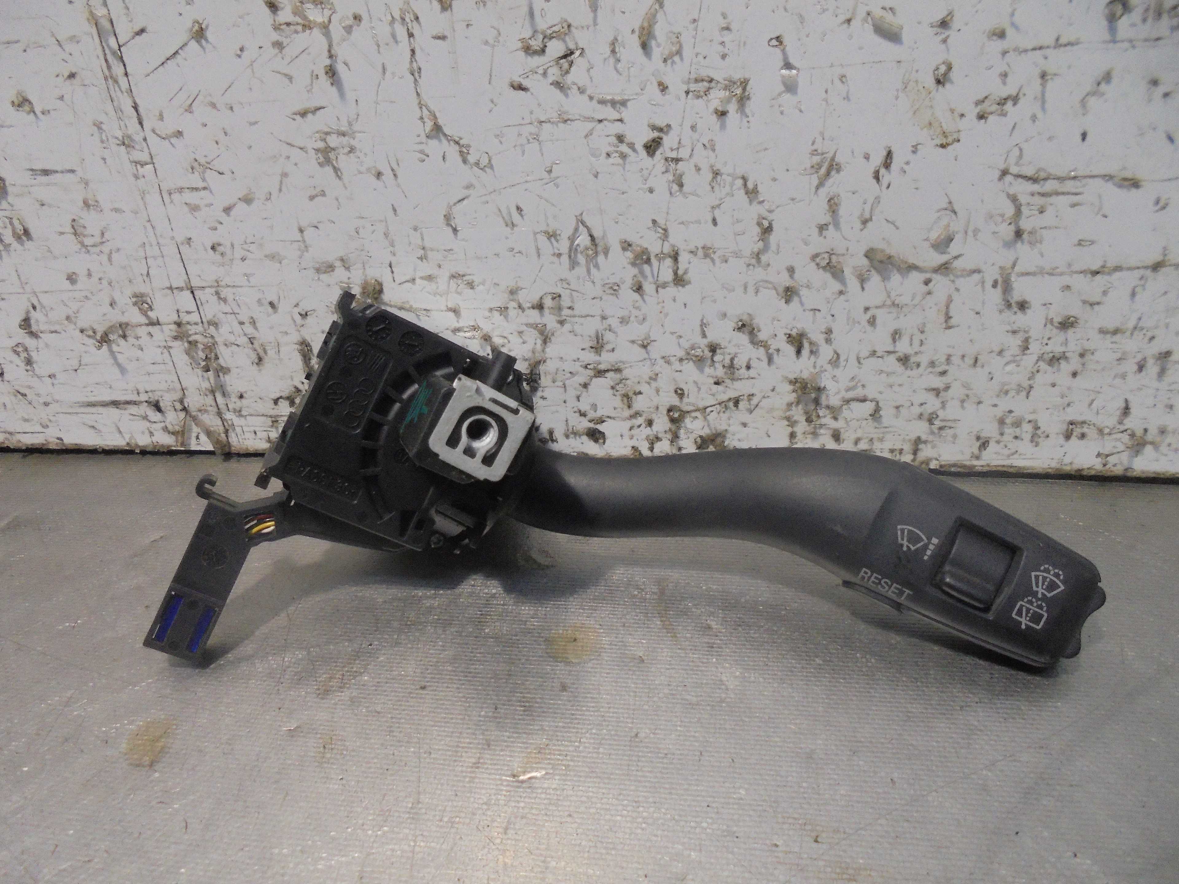 Recambio de mando limpia para audi a3 (8p) 1.9 tdi ambiente referencia OEM IAM 8P0953519A  