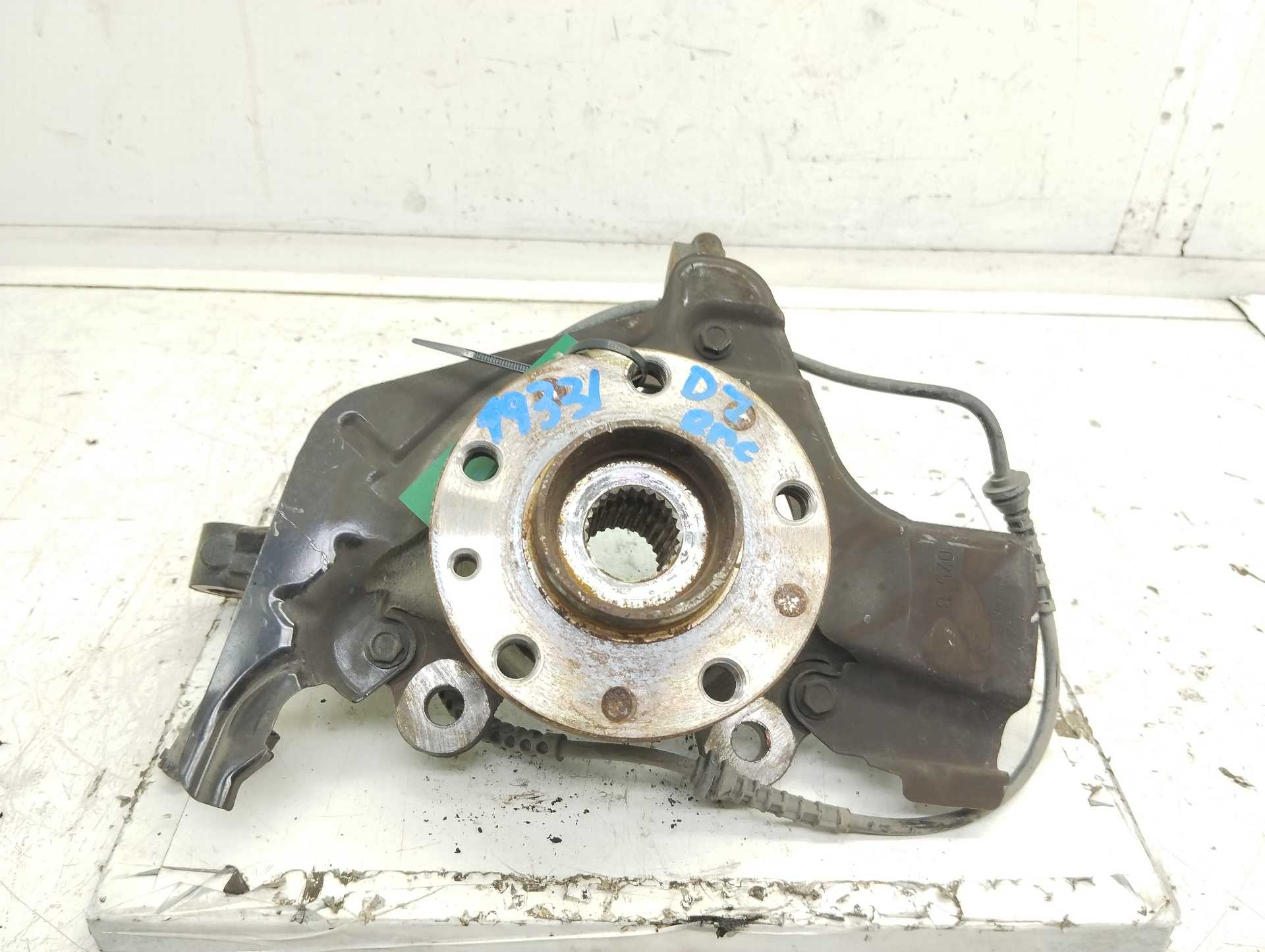 Recambio de mangueta delantera izquierda para fiat 500 l (330) city cross referencia OEM IAM  51910432 