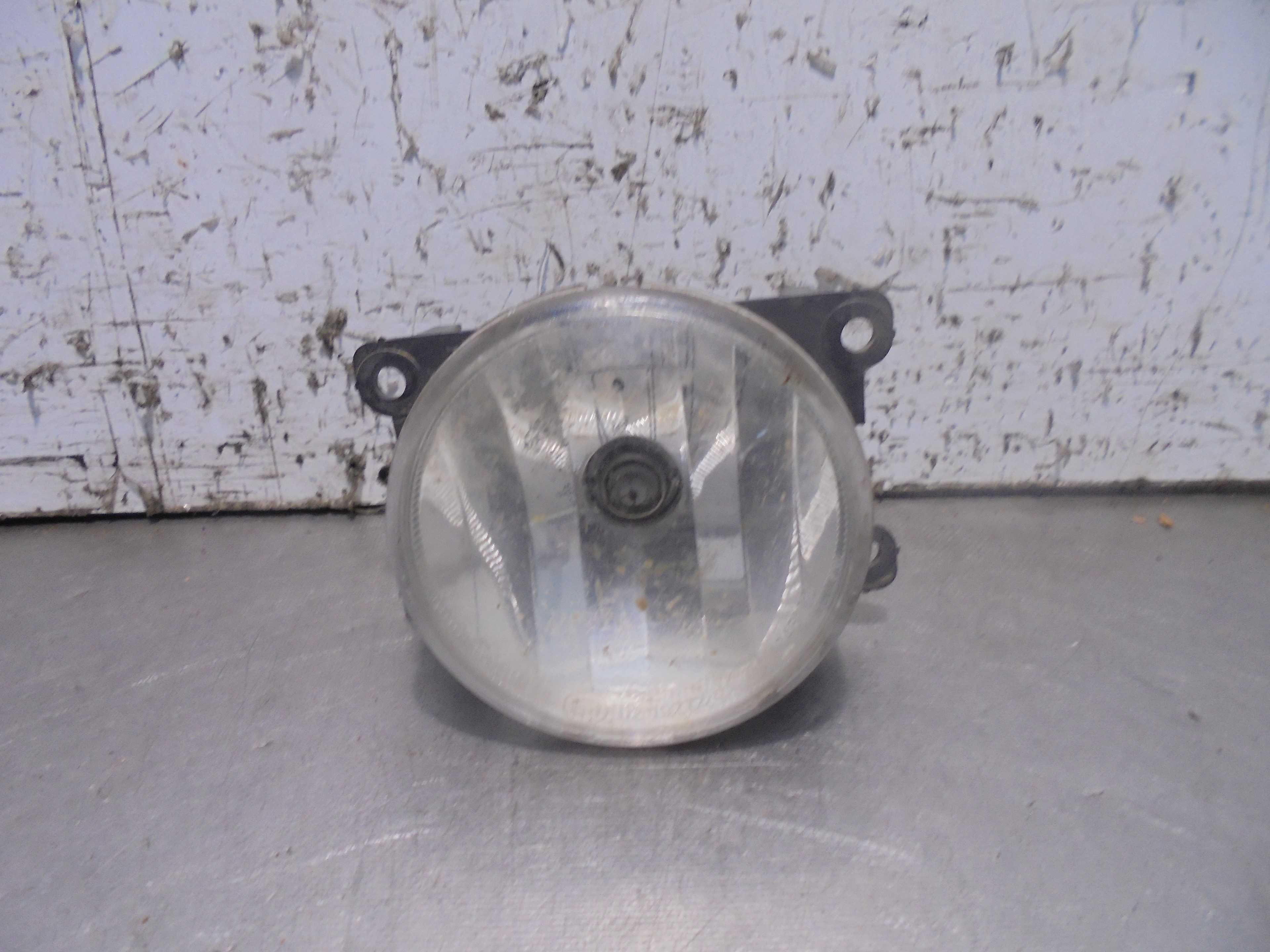 Recambio de faro antiniebla izquierdo para citroën c3 collection referencia OEM IAM 9685425180 KOITO 