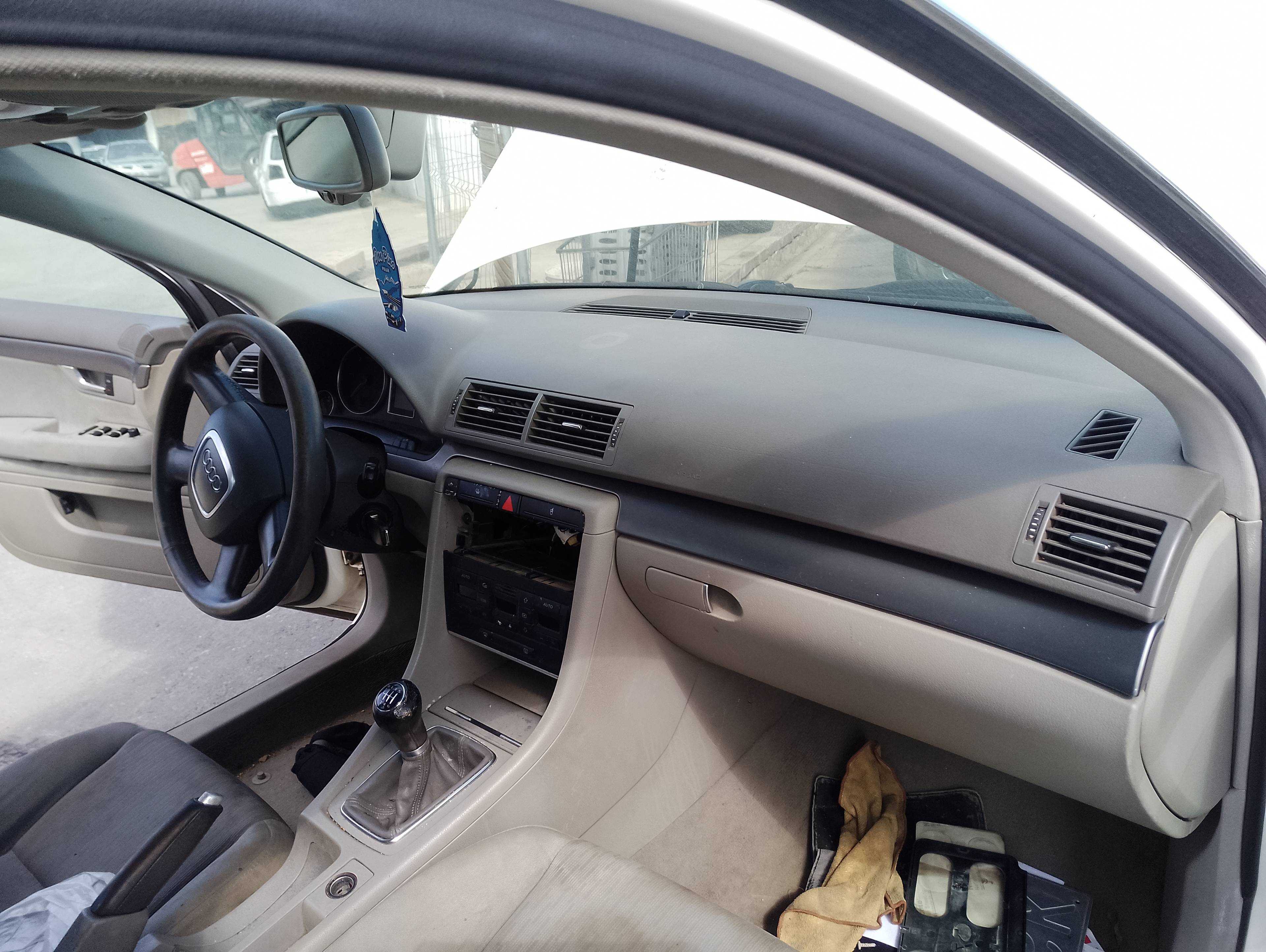 Recambio de salpicadero para audi a4 avant (8e) 2.0 tdi referencia OEM IAM   