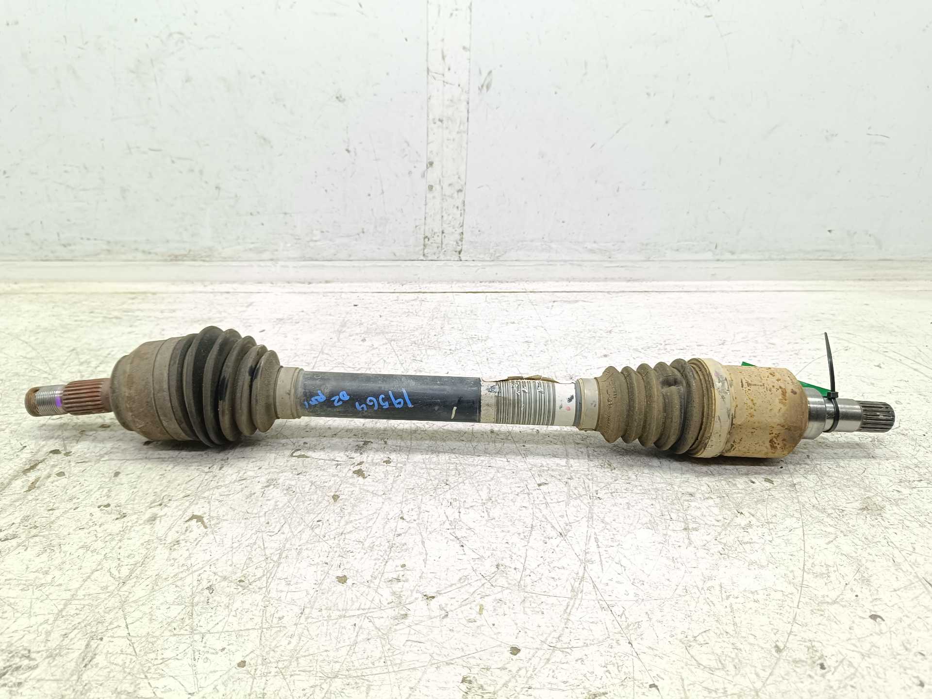 Recambio de transmision delantera izquierda para citroën c4 berlina lx referencia OEM IAM 9670881880  