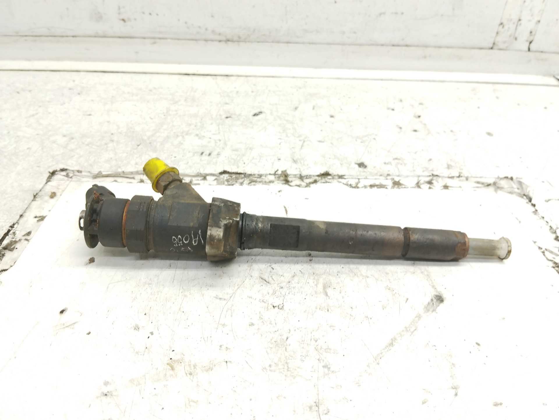 Recambio de inyector para citroën berlingo 1.6 hdi 92 multispace referencia OEM IAM 0445110311  