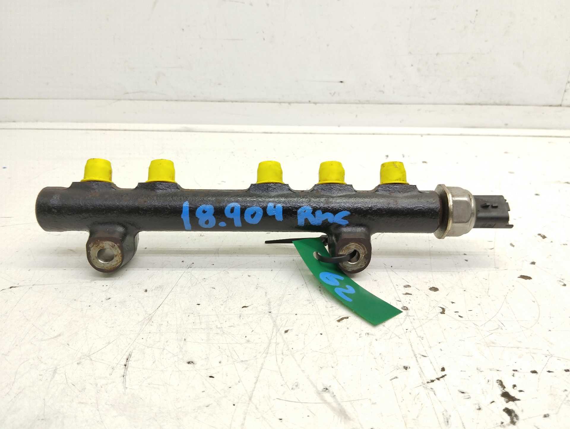 Recambio de rampa inyectora para peugeot 308 active referencia OEM IAM 968529758002 132893193 FOMOCO 28497Z01