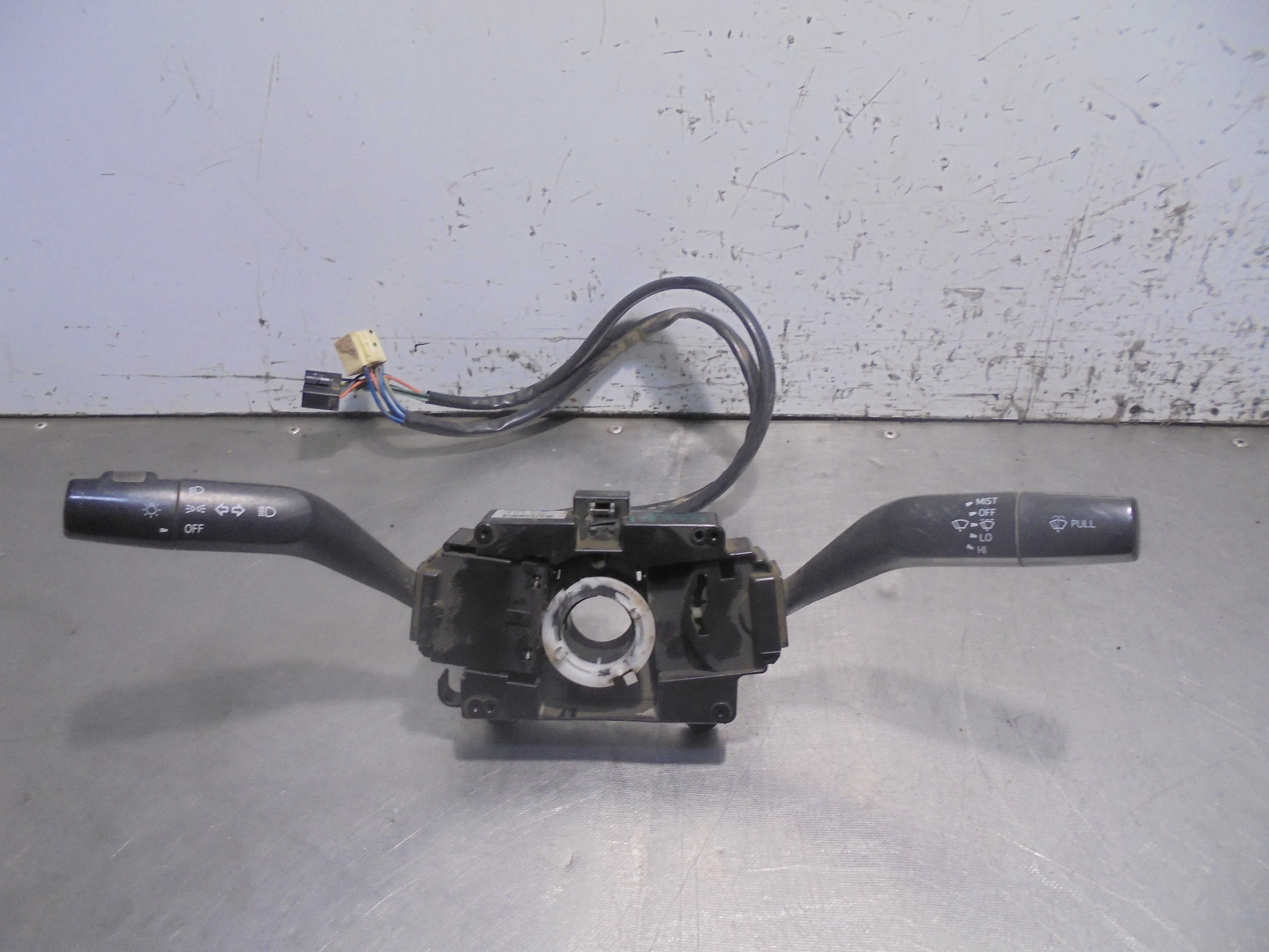 Recambio de mando luces para isuzu d-max crew cab 4wd referencia OEM IAM 8980077210  