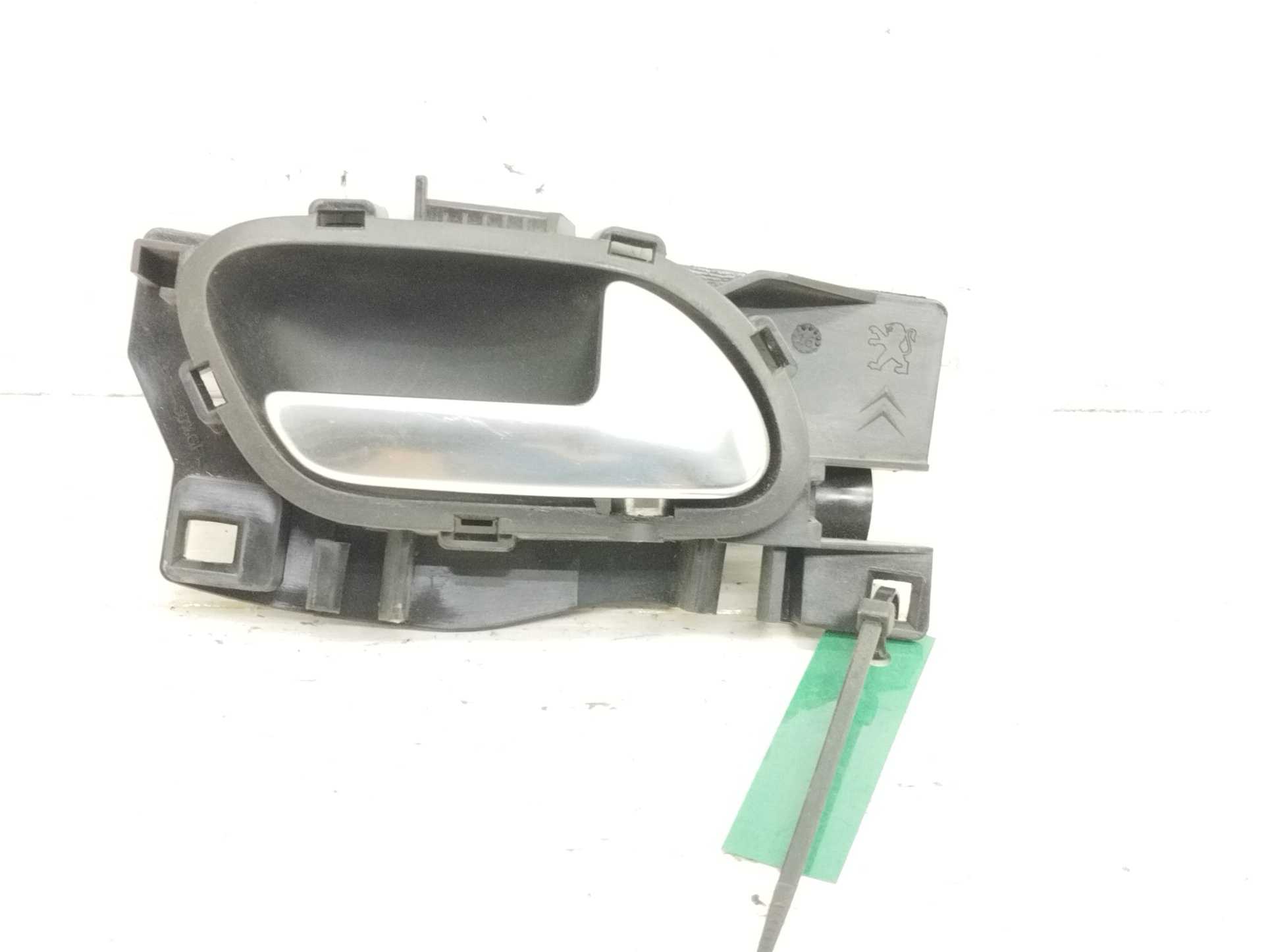 Recambio de maneta interior delantera derecha para peugeot 2008 (--.2013) active referencia OEM IAM 96555516VV  