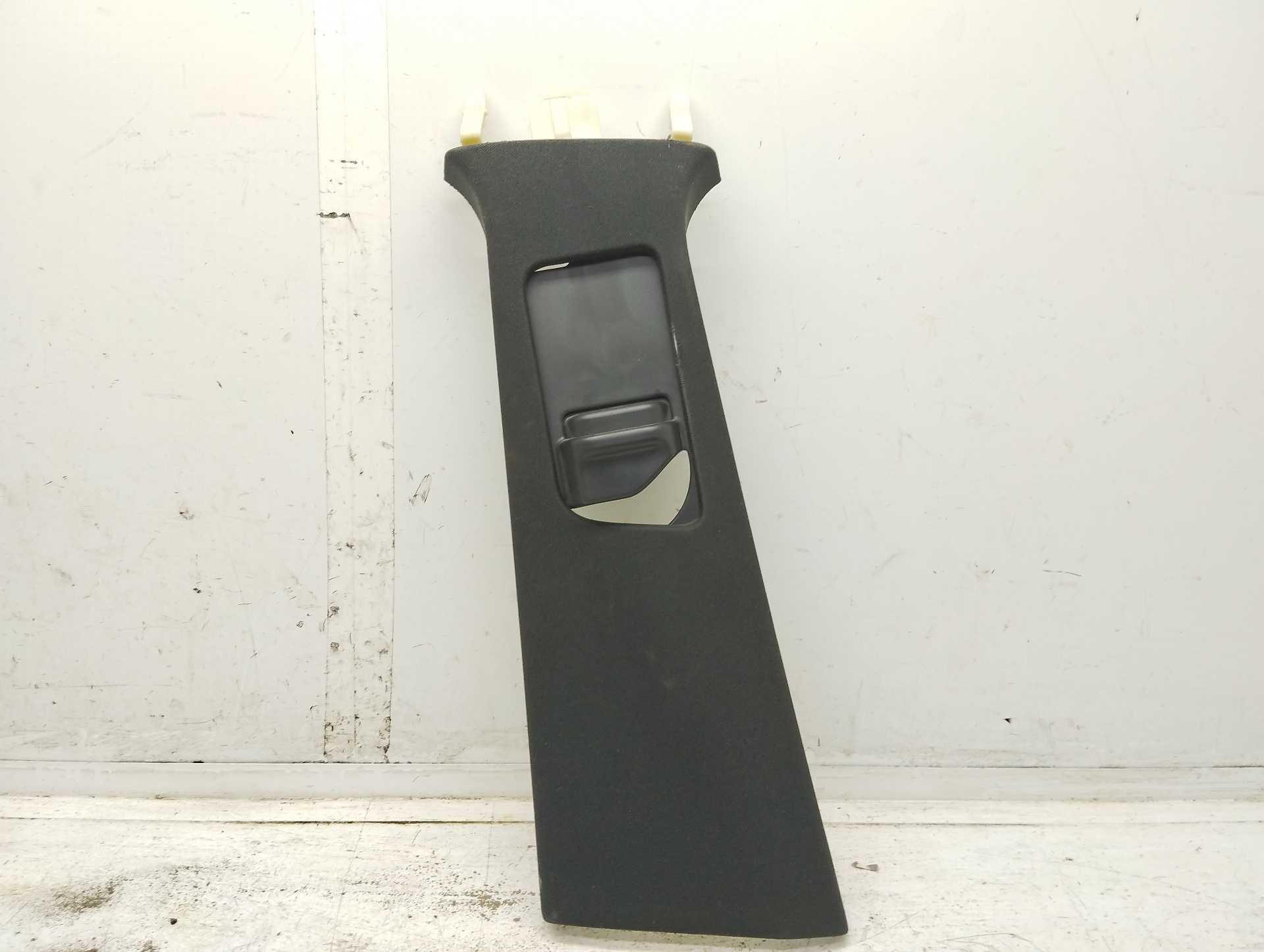 Recambio de moldura interior para mercedes-benz clase gle (w166) gle 350 d 4matic referencia OEM IAM A1668680100  