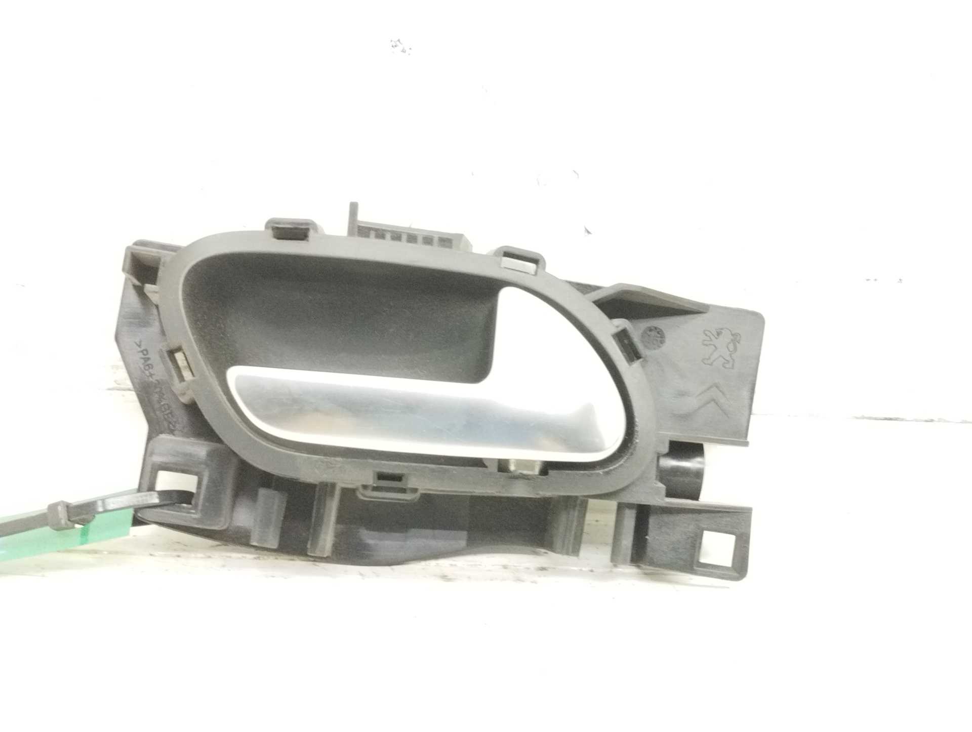 Recambio de maneta interior trasera derecha para peugeot 2008 (--.2013) active referencia OEM IAM 96555516VV  
