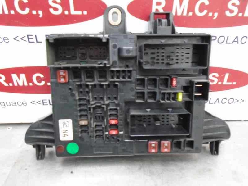 Recambio de caja reles / fusibles para opel insignia berlina cosmo referencia OEM IAM 13277317_03 13277317 