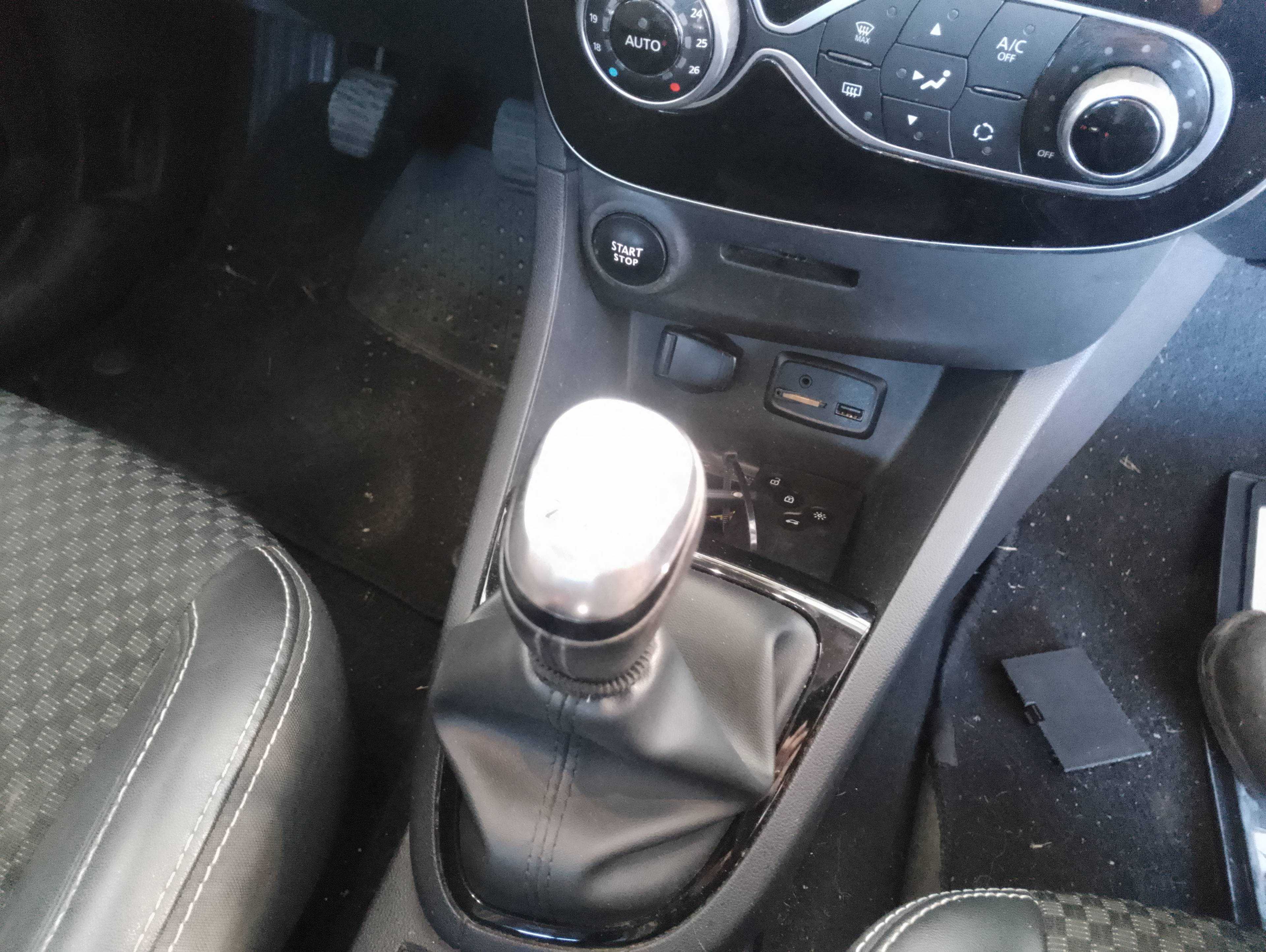 Recambio de palanca cambio para renault clio iv 1.0 tce referencia OEM IAM   
