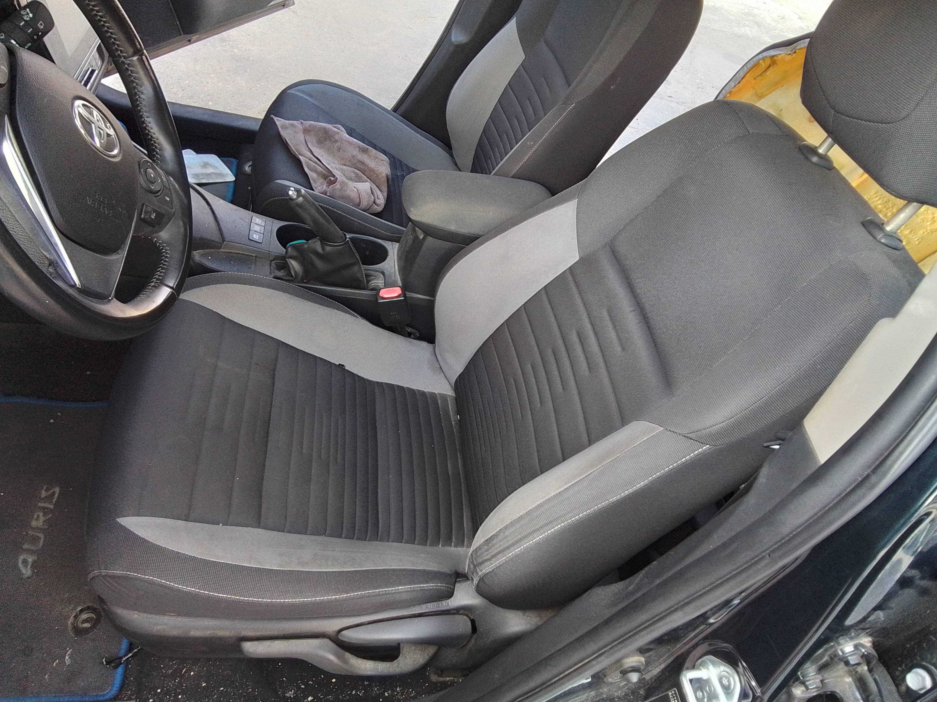 Recambio de asiento delantero izquierdo para toyota auris 1.8 16v (híbrido) referencia OEM IAM   
