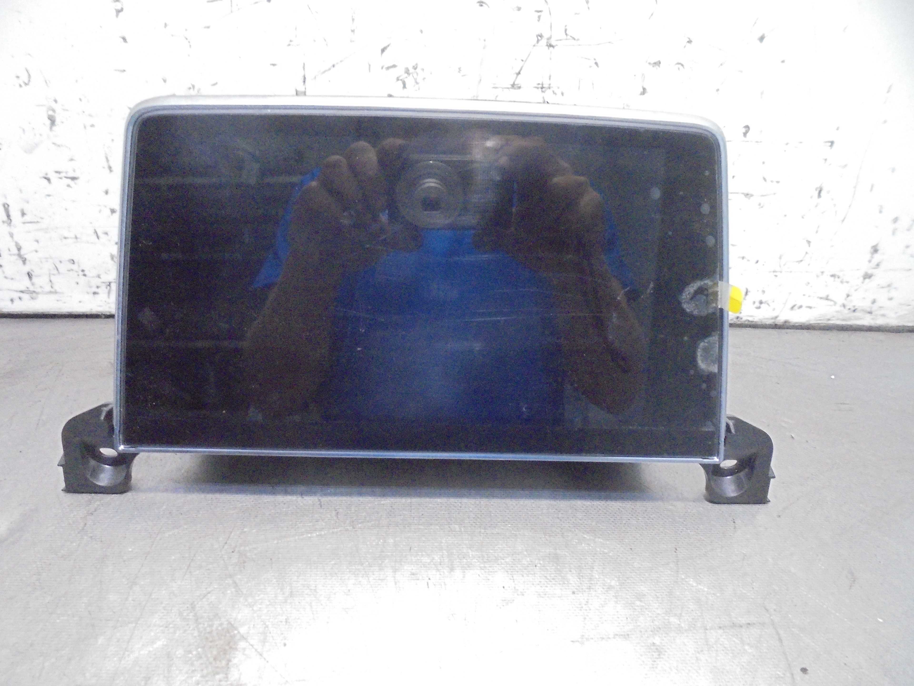 Recambio de pantalla multifuncion para peugeot 3008 active referencia OEM IAM 503018800213  