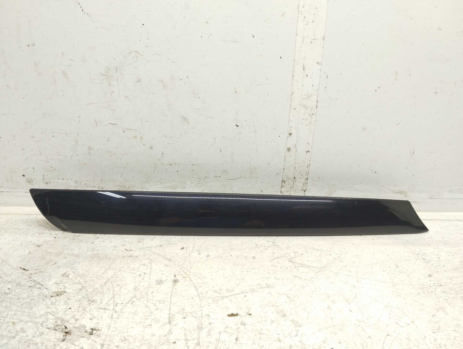 Recambio de molduras delanteras para bmw mini countryman (r60) cooper d referencia OEM IAM 41400002  
