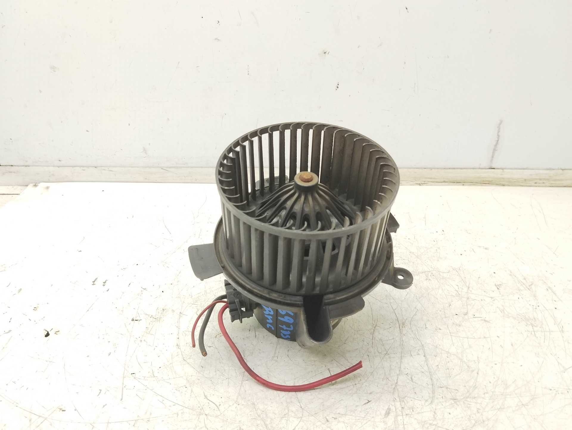 Recambio de motor calefaccion para peugeot 307 (s1) xr clim plus referencia OEM IAM PF2A11279 B9506 PF2A1B9506