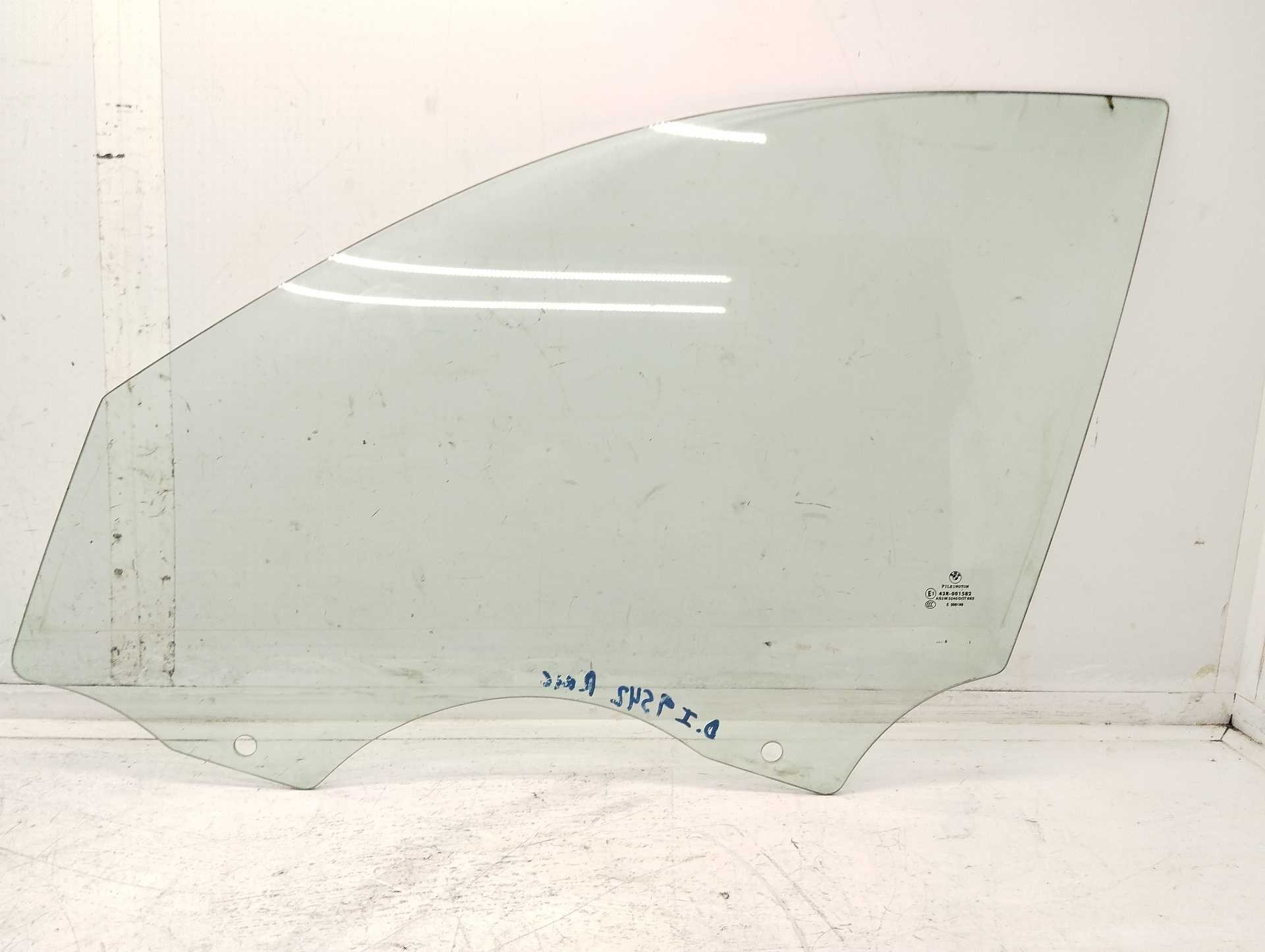 Recambio de luna delantera derecha para bmw serie 3 berlina (e90) 325i referencia OEM IAM 43R001582  