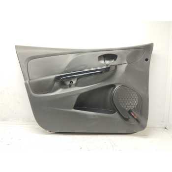 GUARNECIDO PUERTA DELANTERA IZQUIERDA 8090184552R 