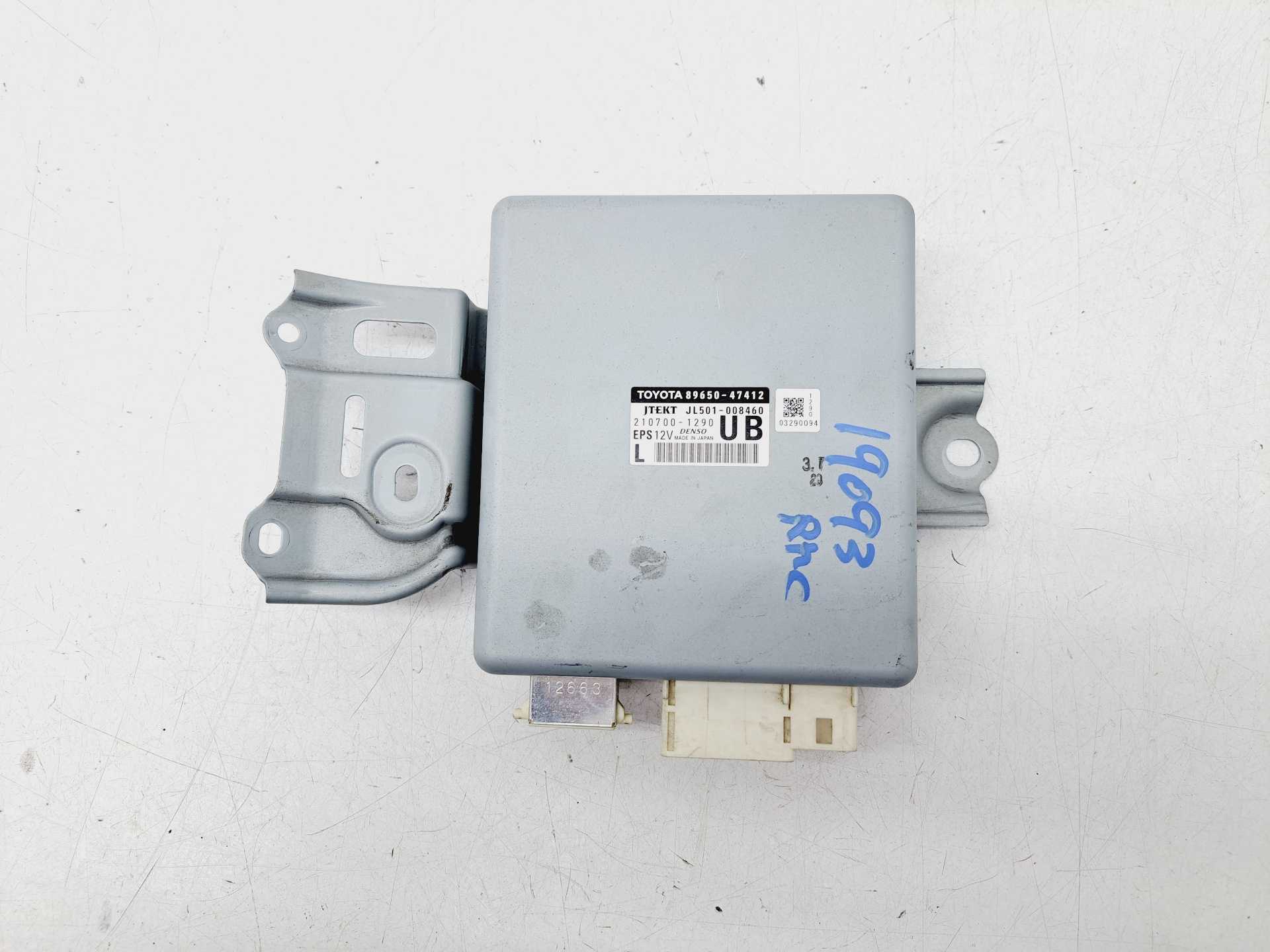 Recambio de modulo electronico para toyota prius+ advance referencia OEM IAM 8965047412 2107001290 DENSO