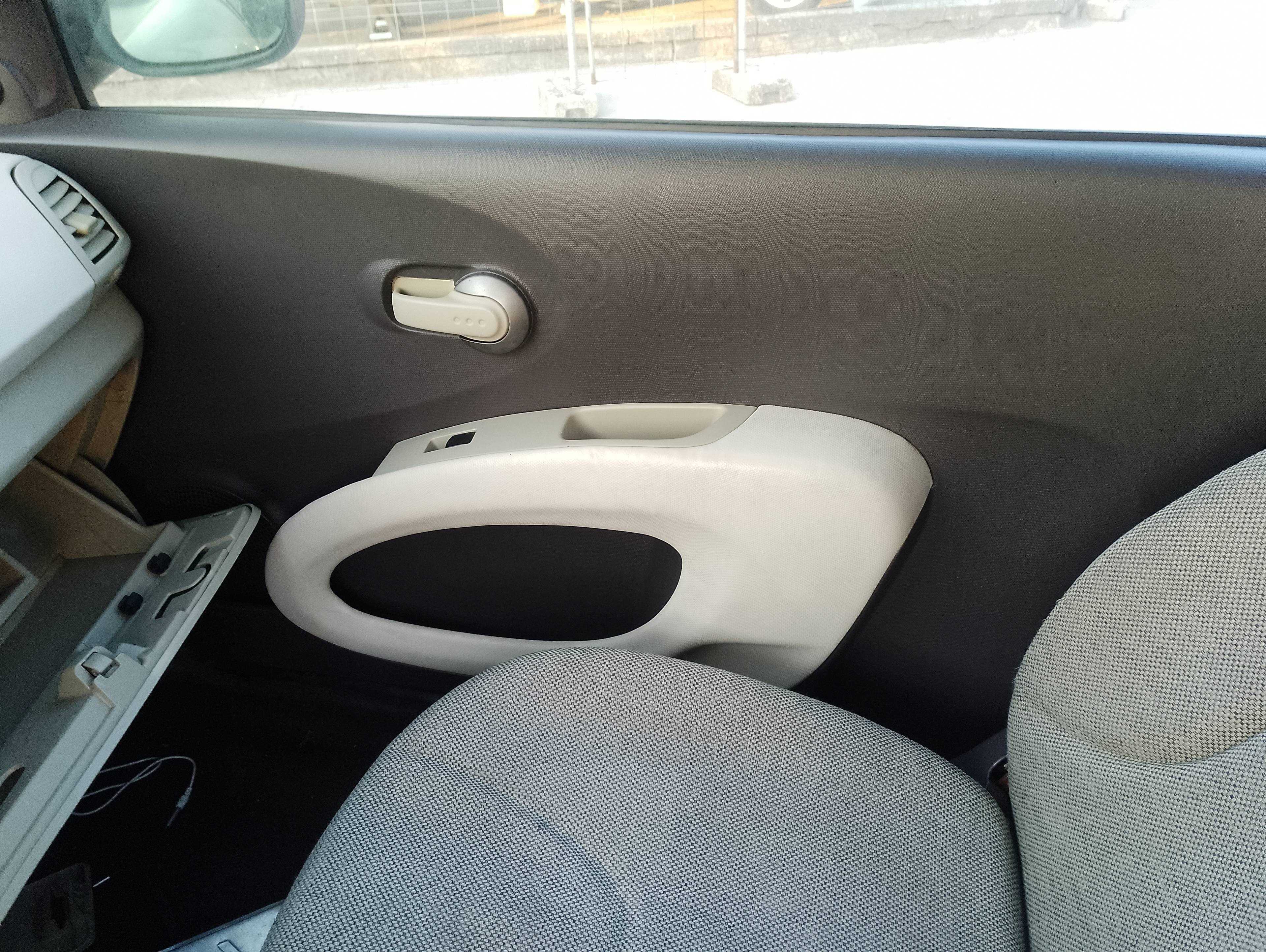 Recambio de guarnecido puerta delantera derecha para nissan micra (k12e) 25 aniversario referencia OEM IAM   