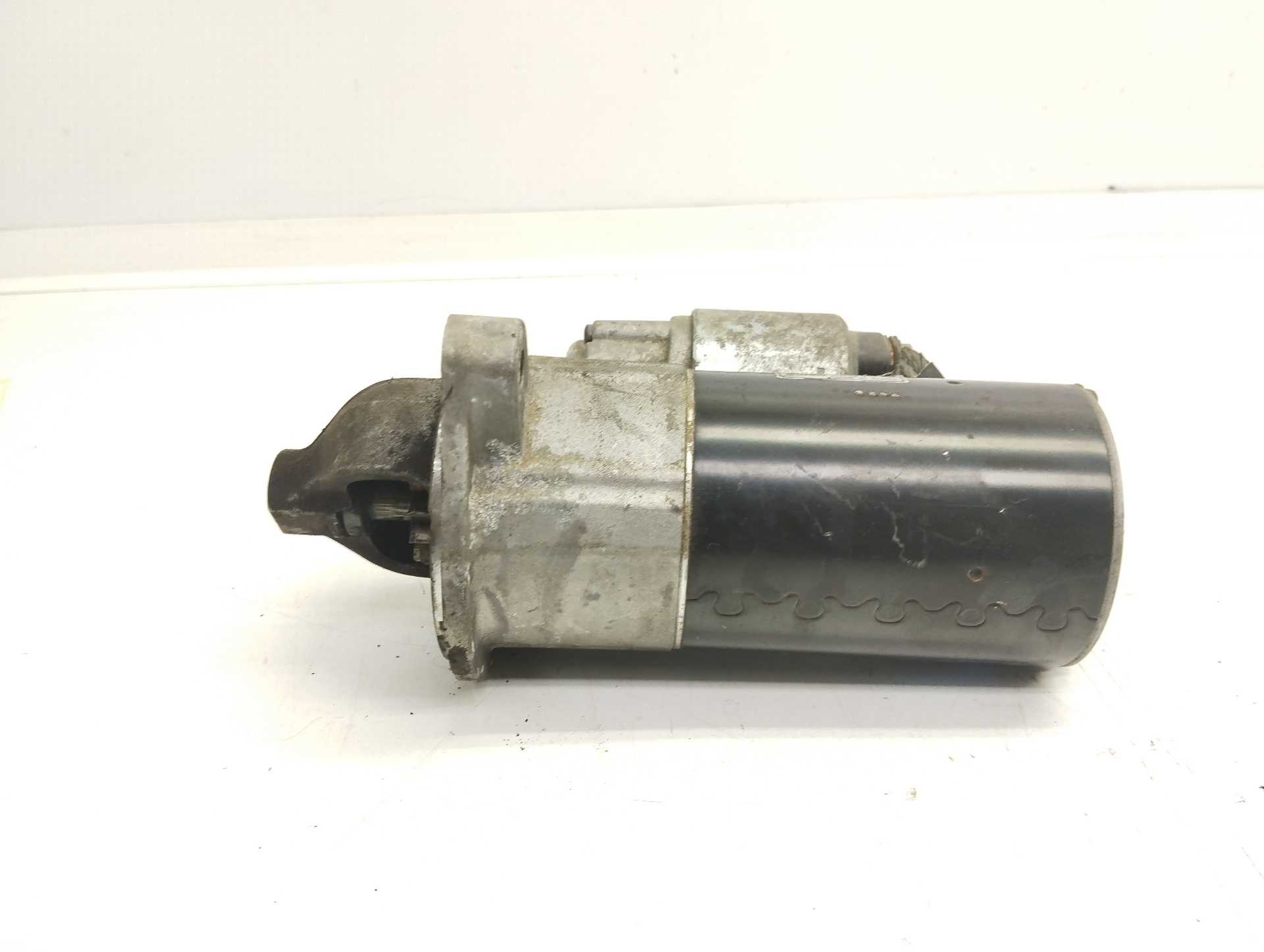 Recambio de motores de arranque para hyundai i20 1.2 16v cat referencia OEM IAM 3610003301 1201973 VALEO