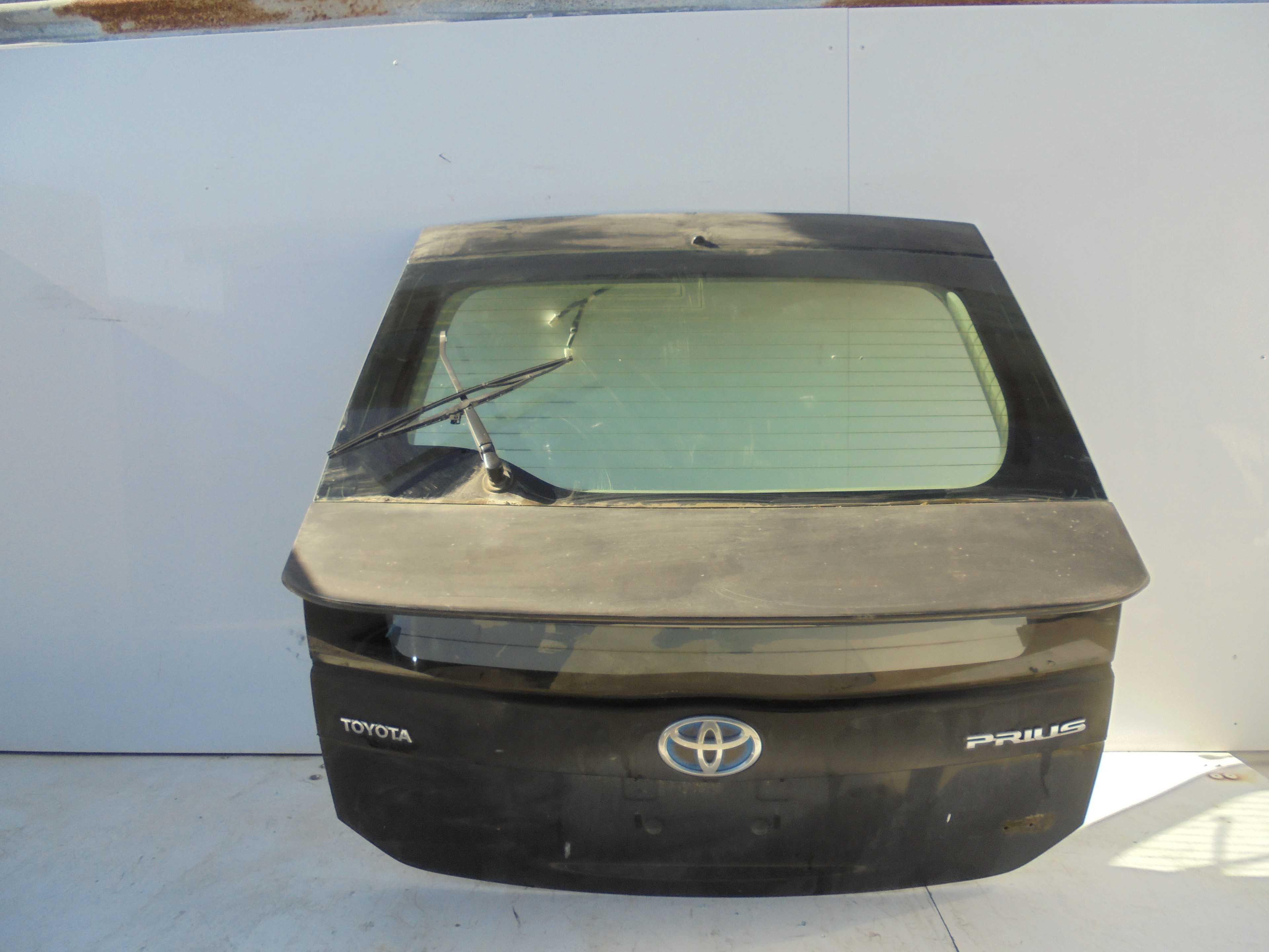 Recambio de porton trasero para toyota prius (nhw30) plug-in hybrid executive referencia OEM IAM   