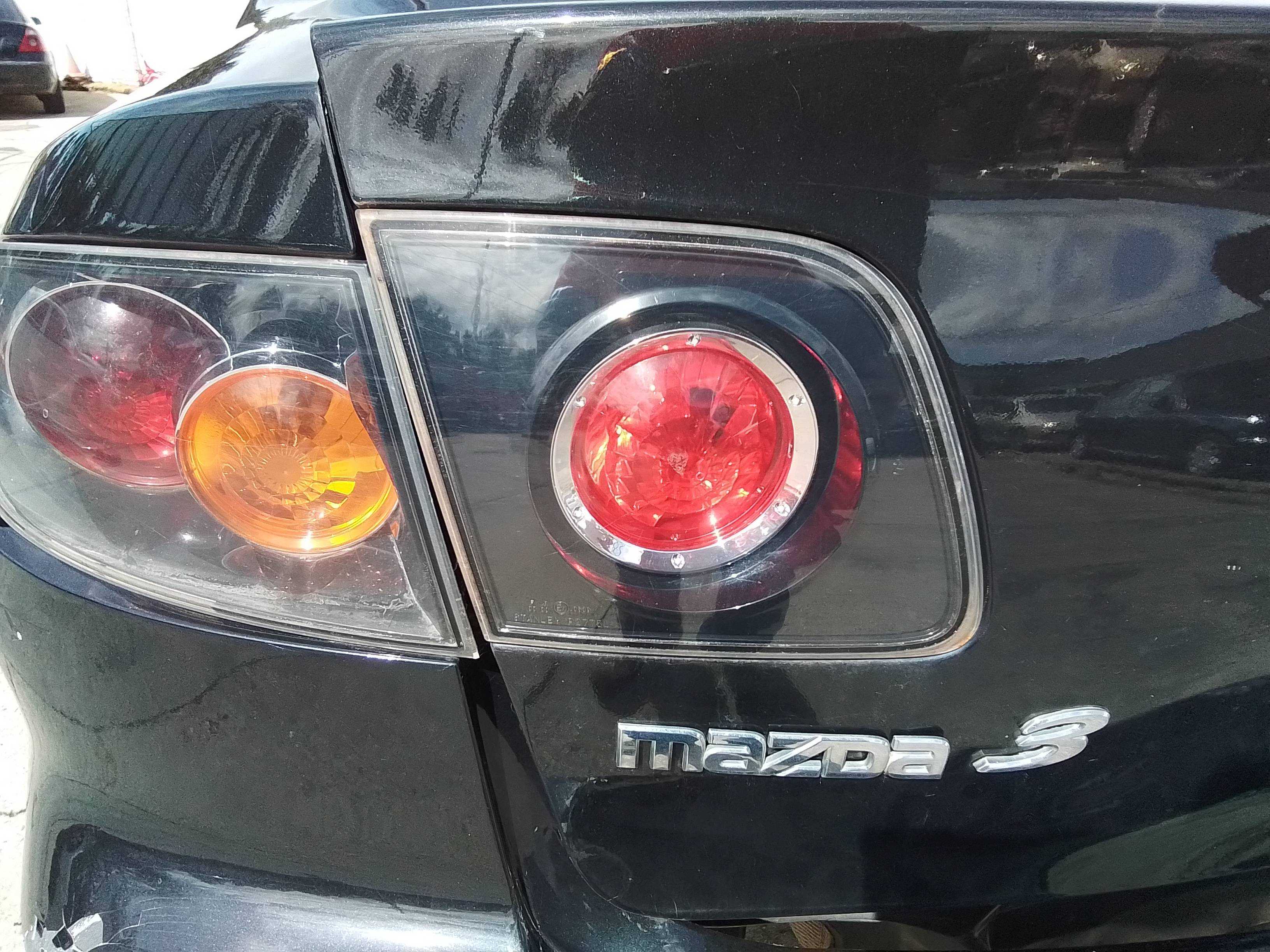 Recambio de piloto porton trasero izquierdo para mazda 3 berlina (bk) 1.6 vvt active referencia OEM IAM   